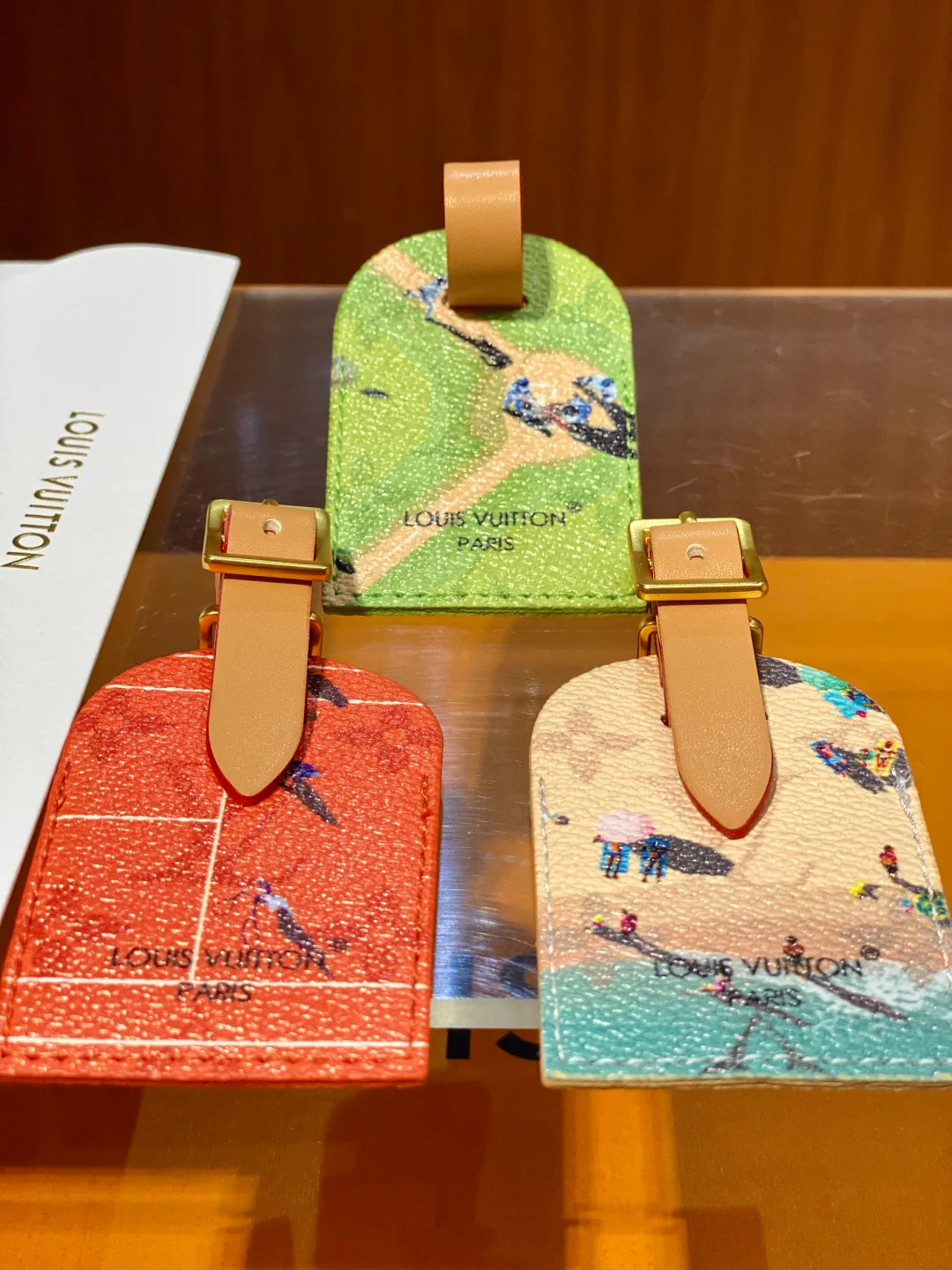 Women's Sneakers LOUIS VUITTON 18119343