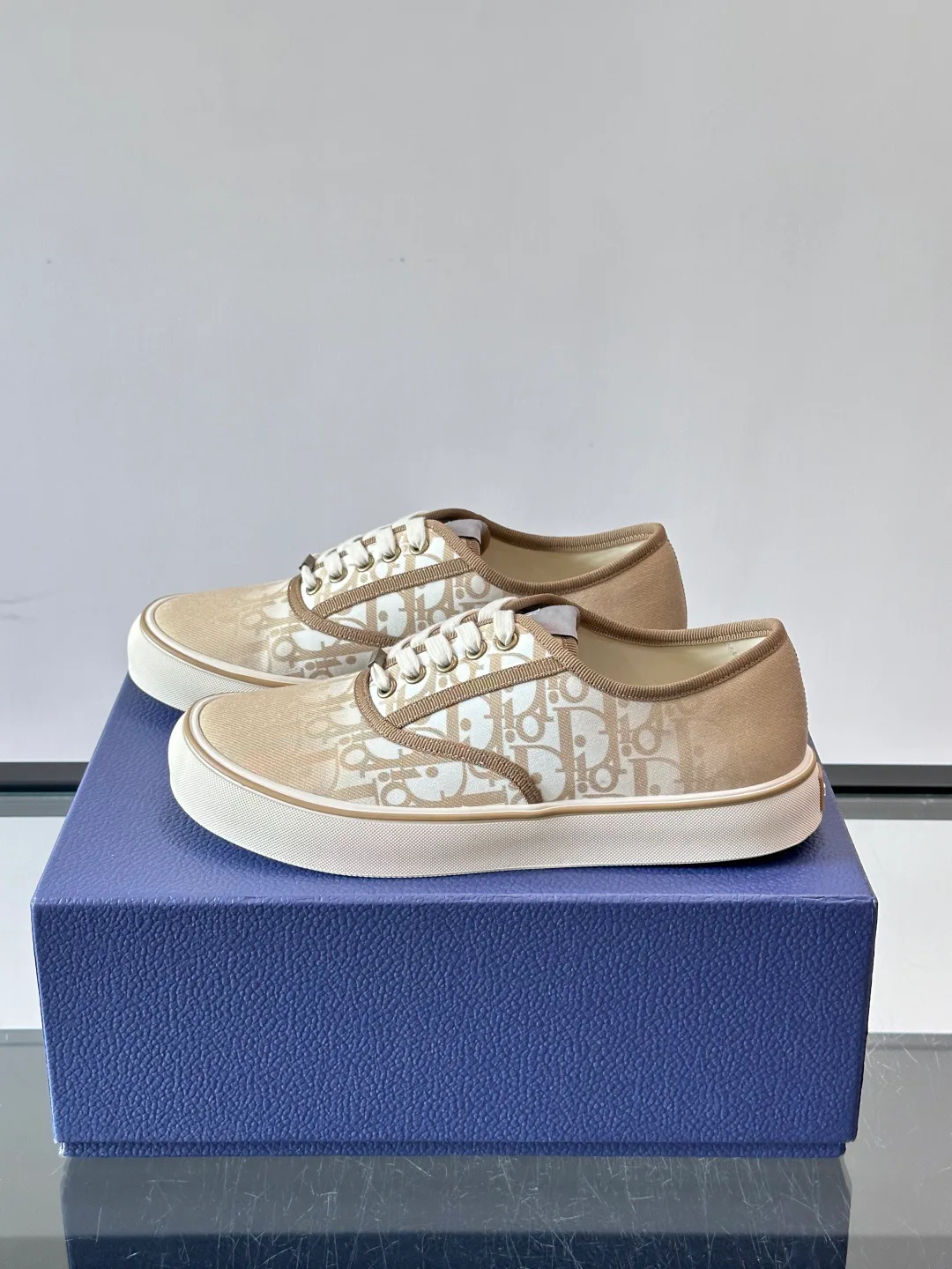Women's Sneakers CHRISTIAN DIOR 17649810