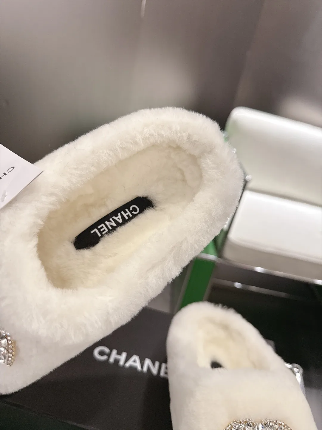 Women's Slippers CHANEL 18053387