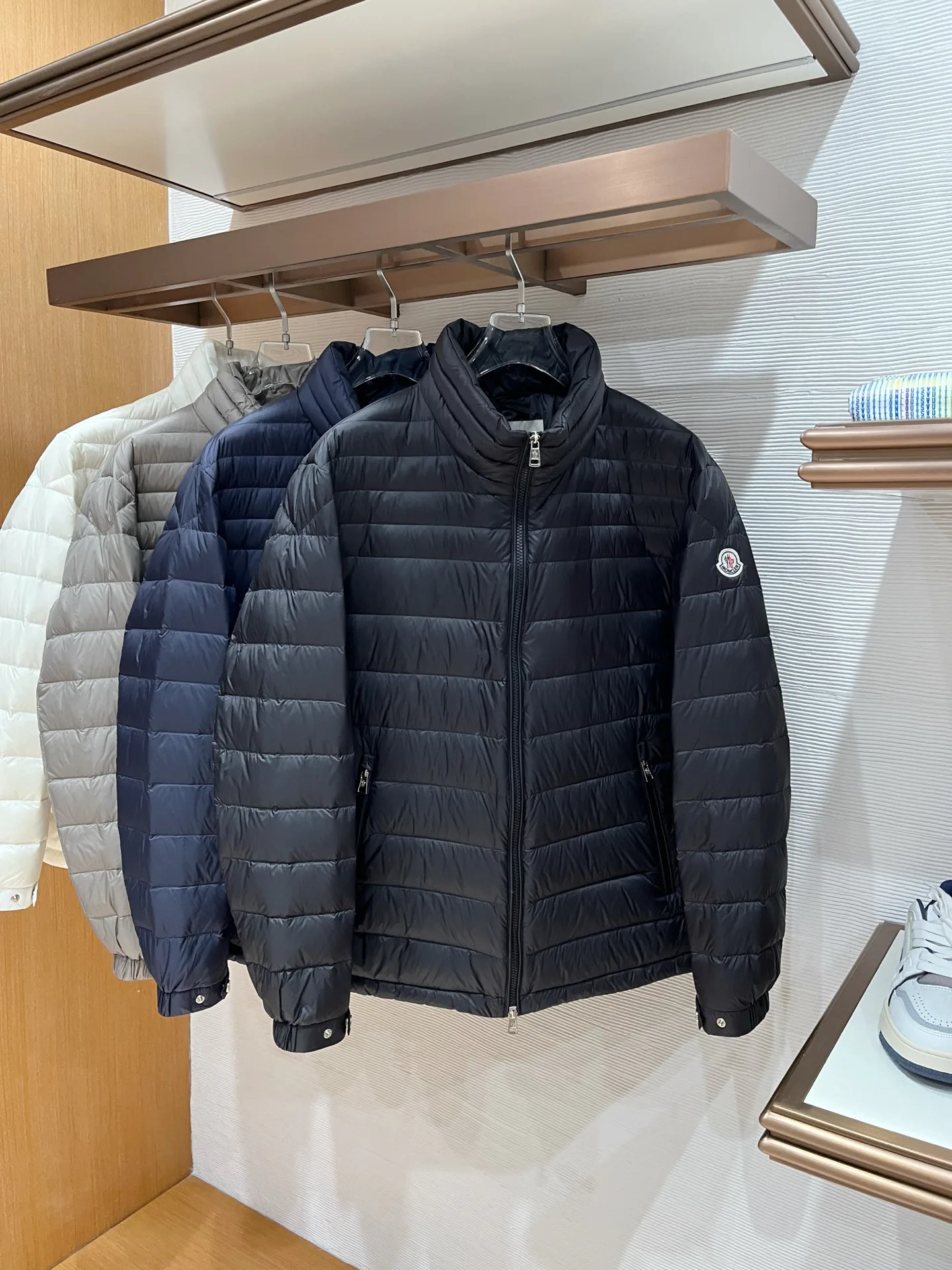 Men's Jackets And Down Jackets MONCLER 18510160