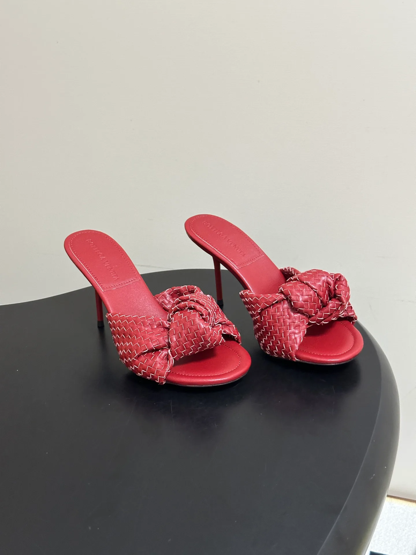 Women's Mules And Clogs BOTTEGA VENETA 17480734