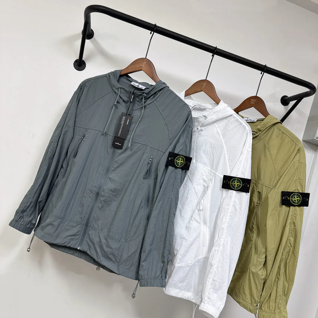 Men's Jackets And Down Jackets STONE ISLAND 17286050