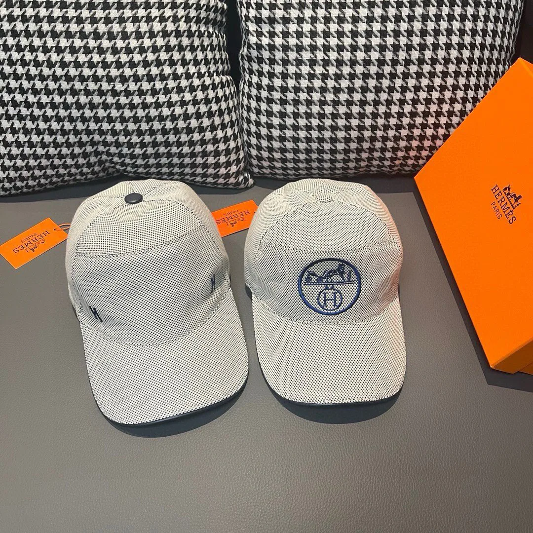 Hats HERMES 17224551
