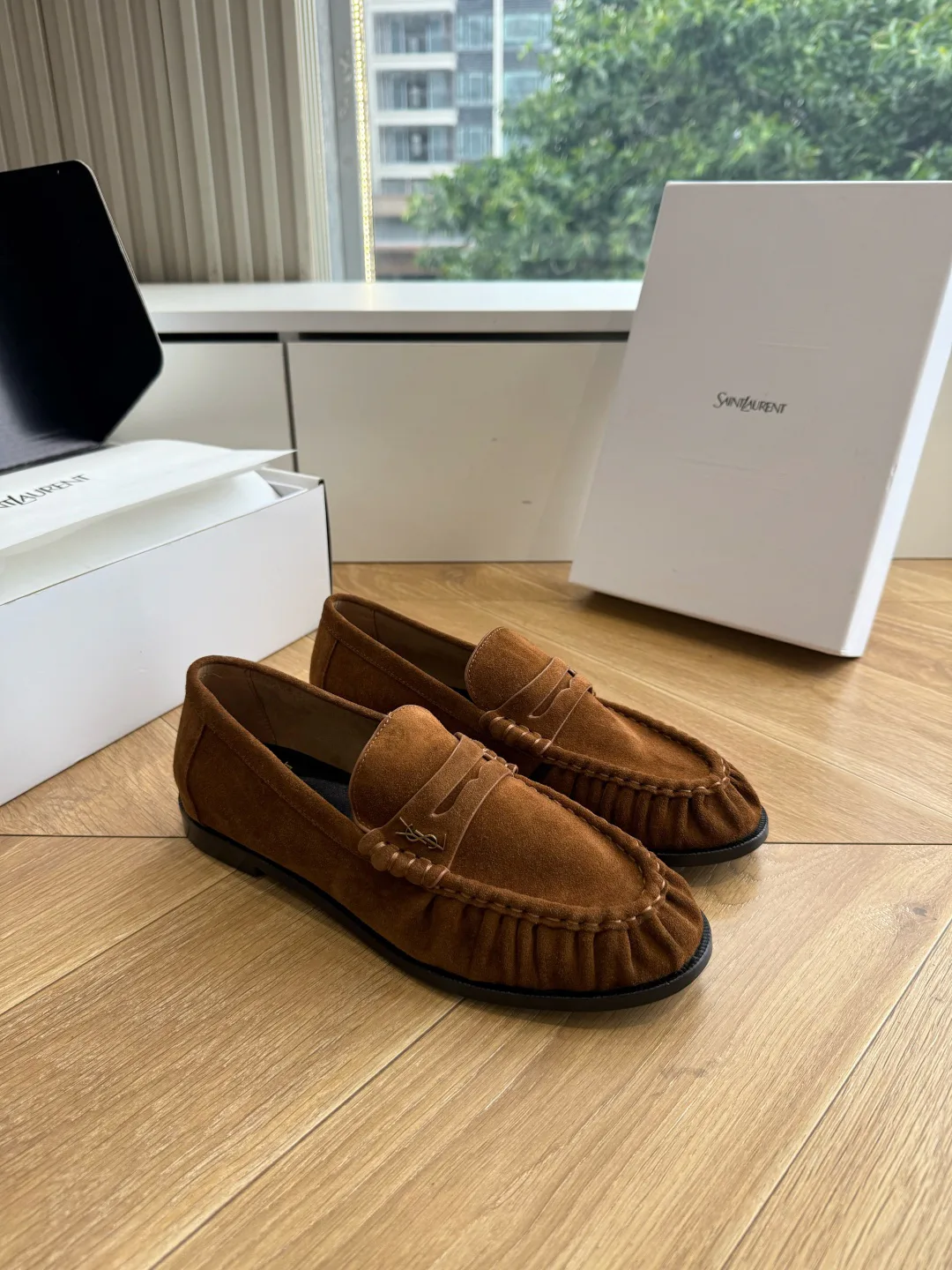 Men's Loafers And Dress Shoes SAINT LAURENT 17781545