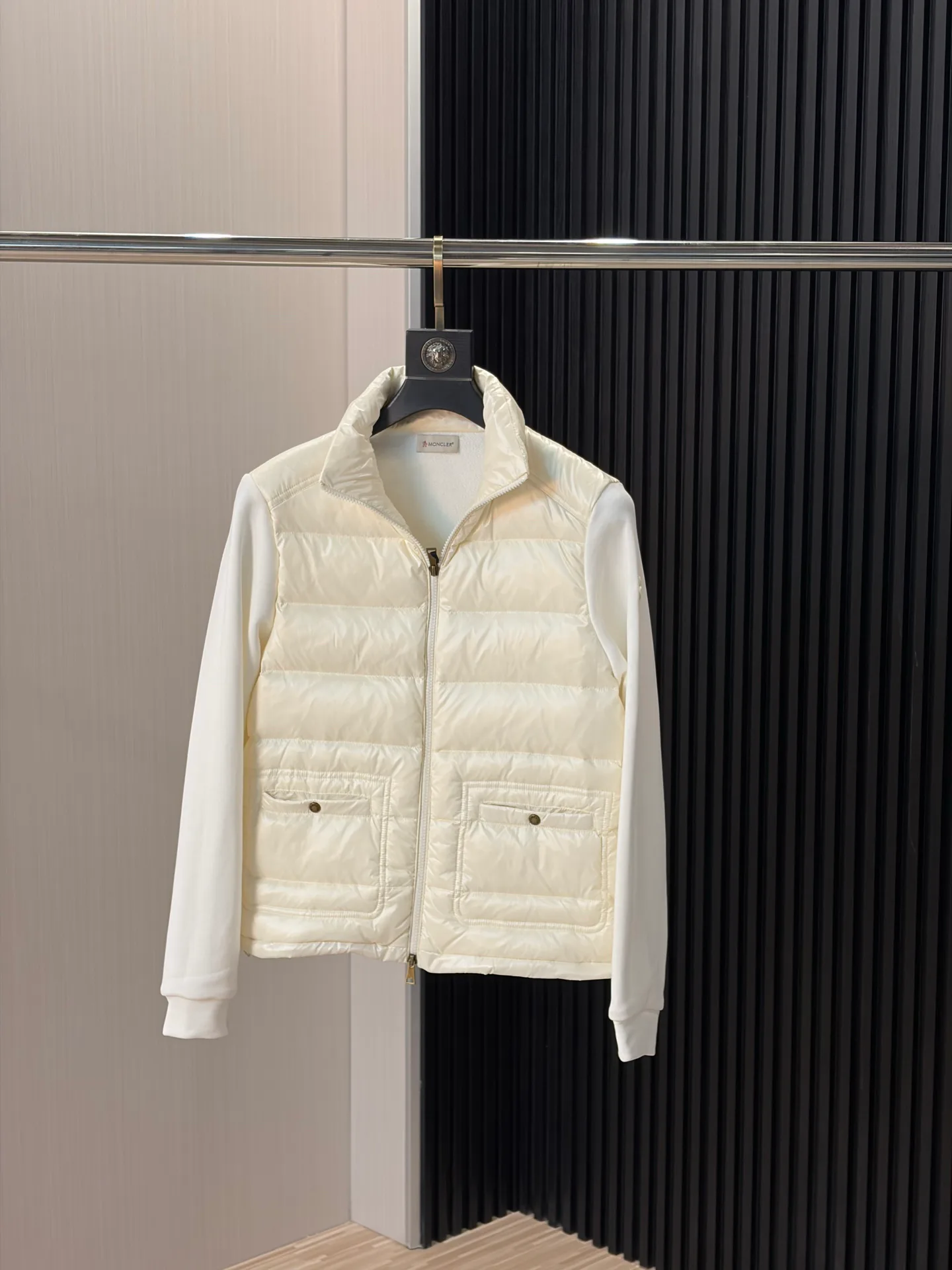 Men's Jackets And Down Jackets MONCLER 18231126