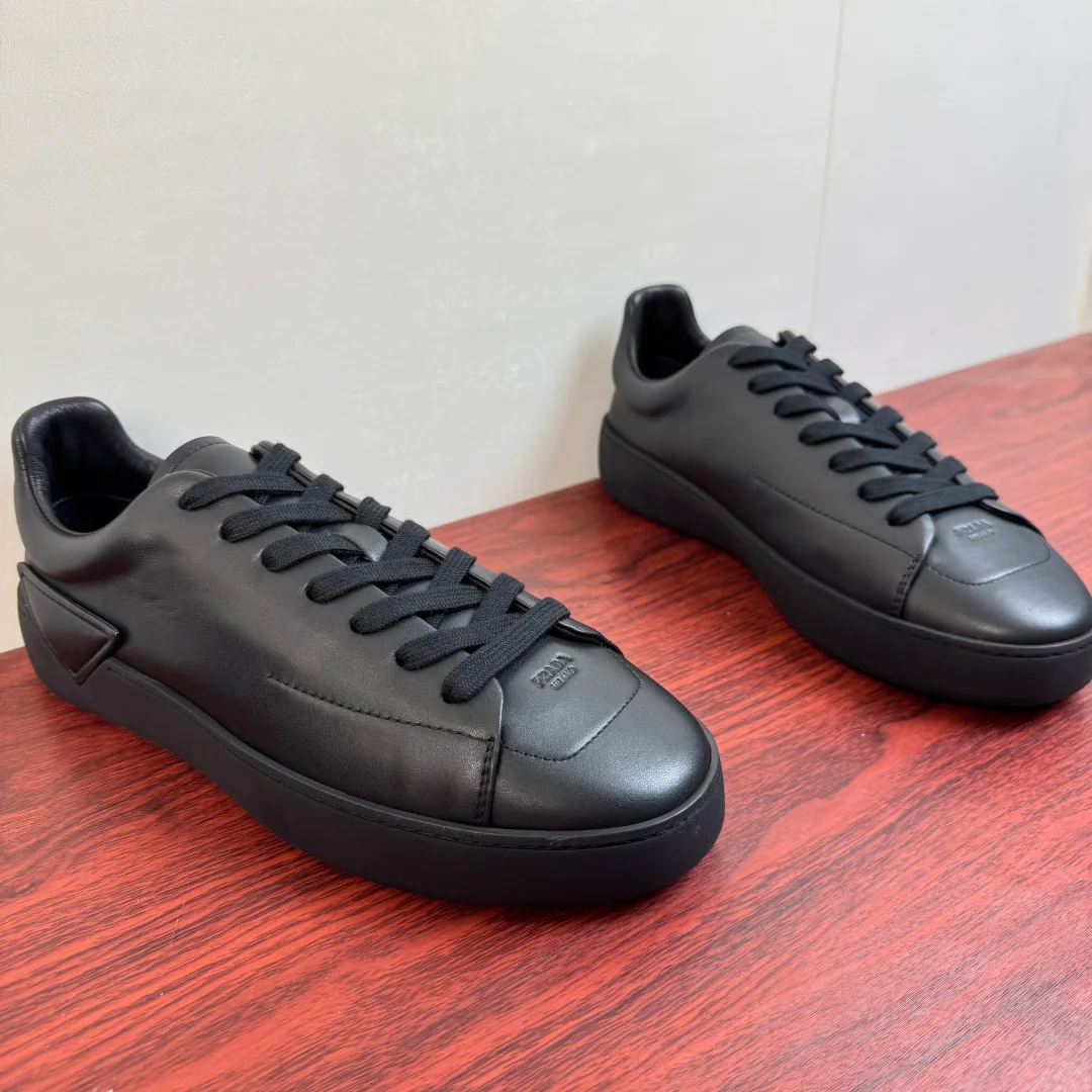 Men's Sneakers PRADA 16935024