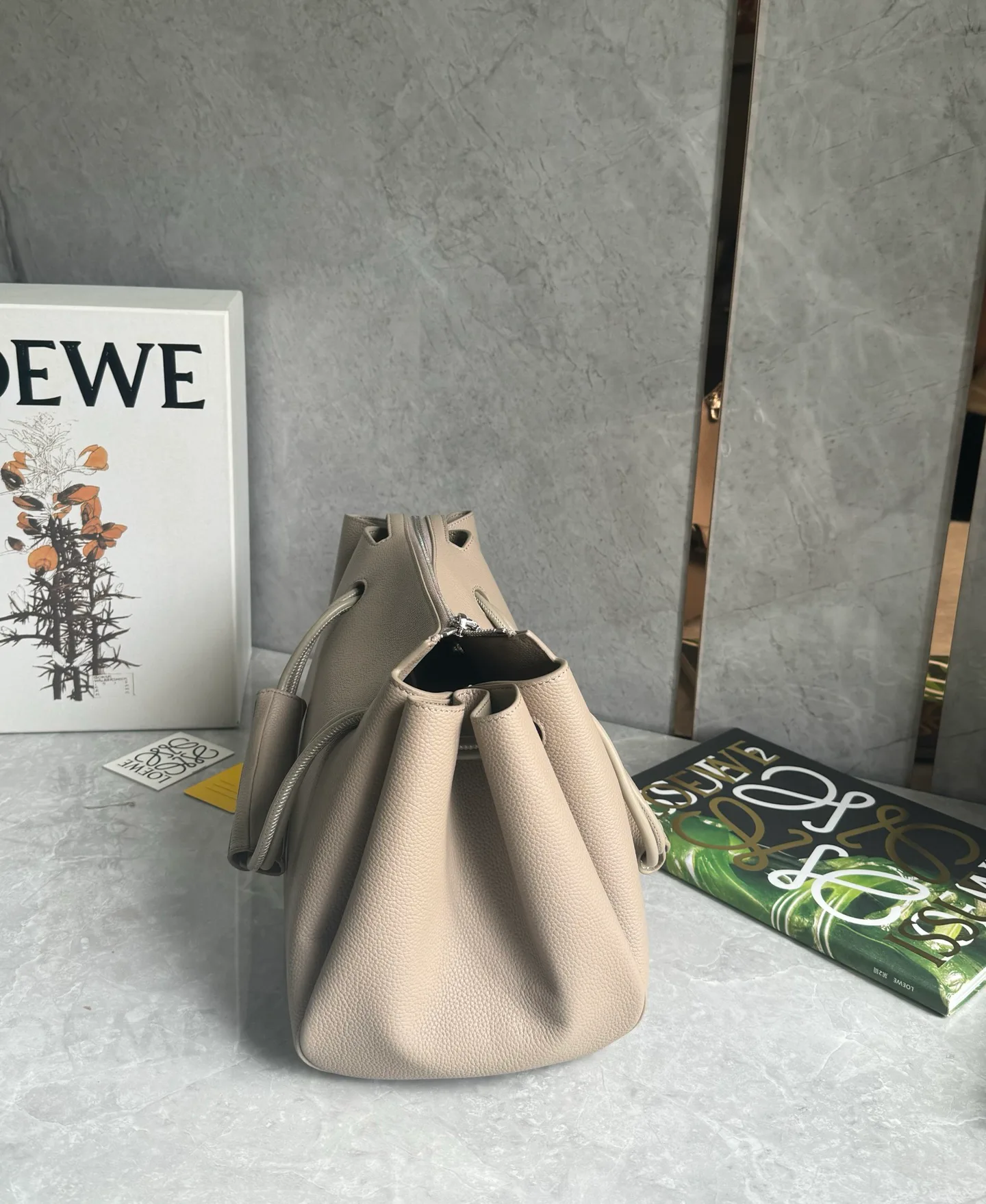 Women's Classic Handbags LOEWE 17551248