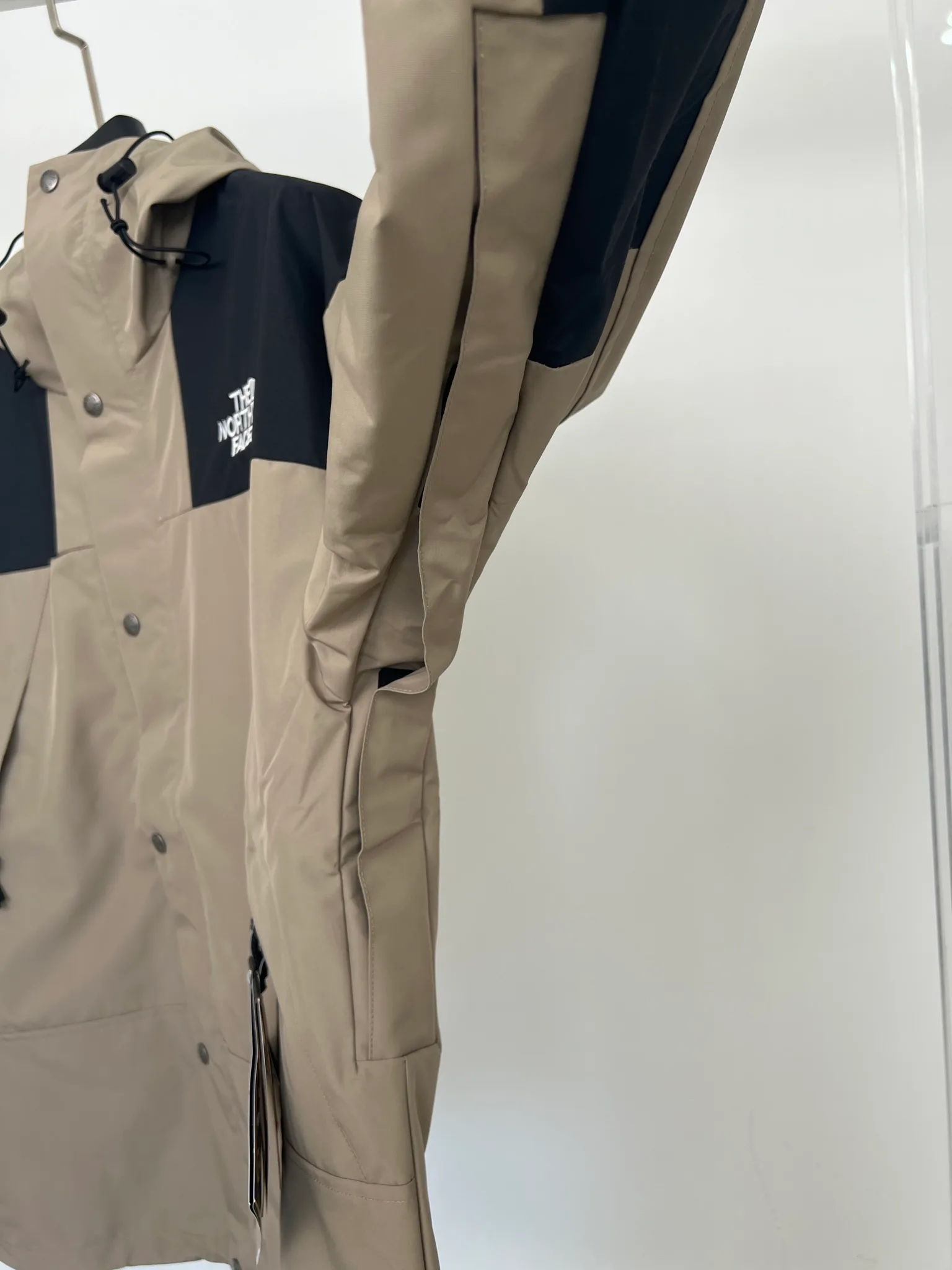 Women's Jackets And Down Jackets THE NORTH FACE 18416095
