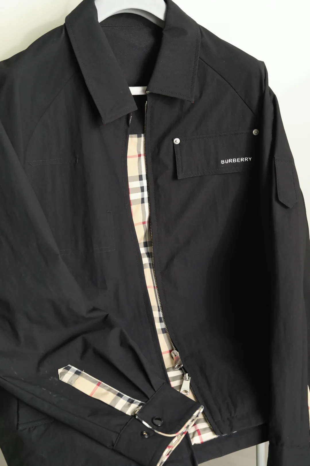 Men's Jackets And Down Jackets BURBERRY 18555527