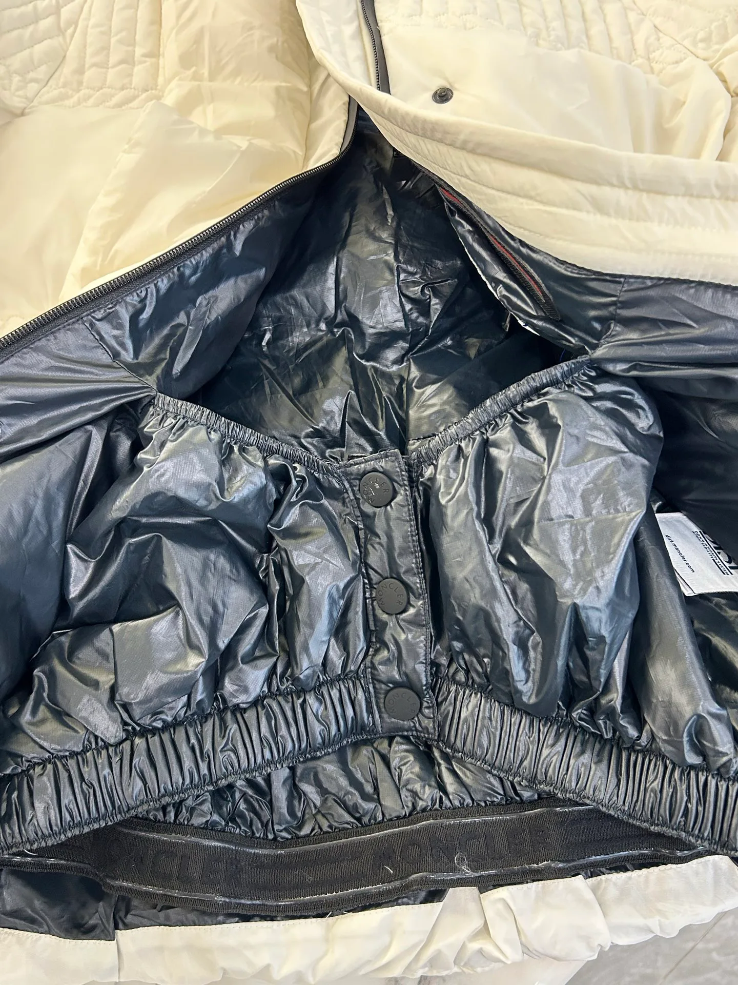 Men's Jackets And Down Jackets MONCLER 18231501