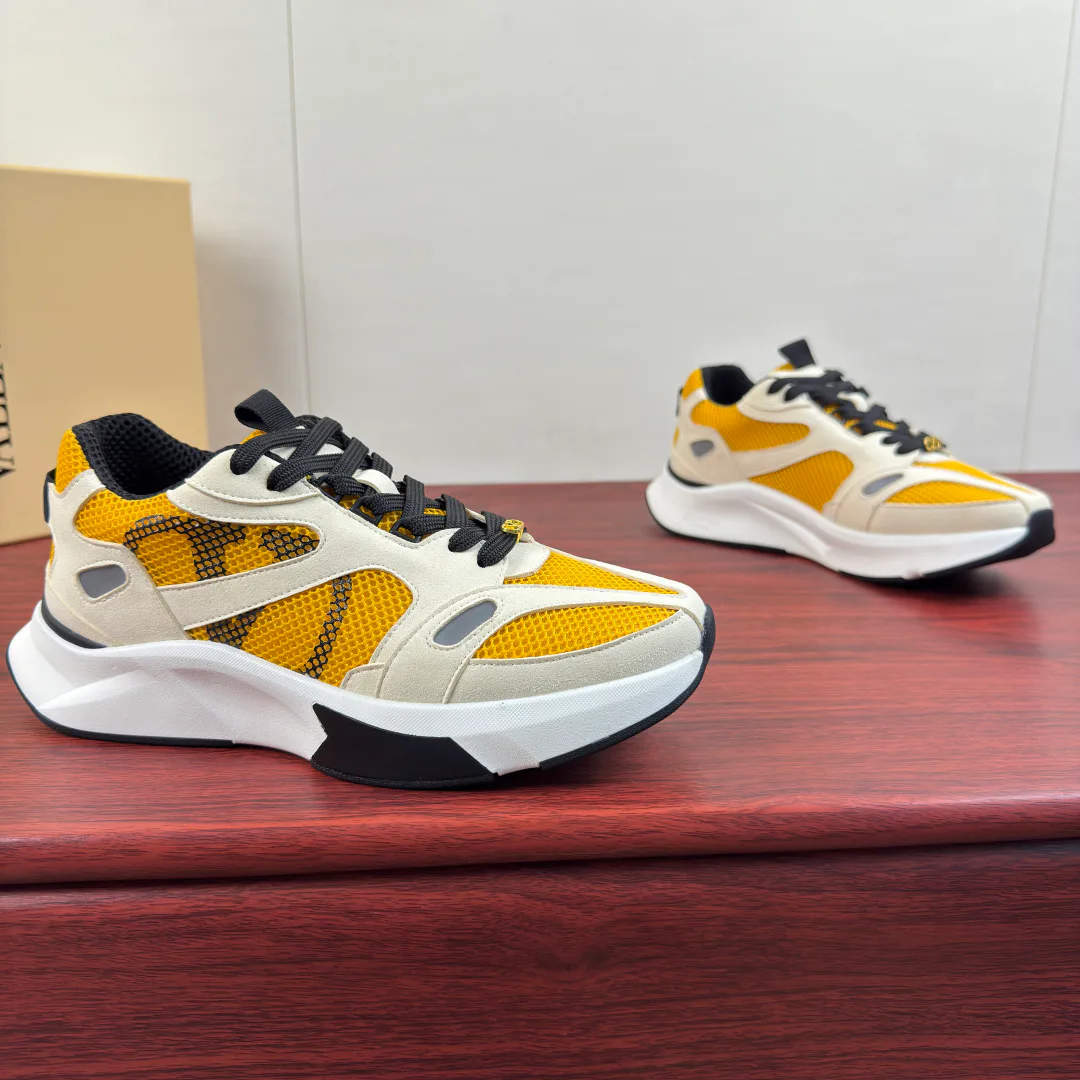 Men's Sneakers VALENTINO 17457777