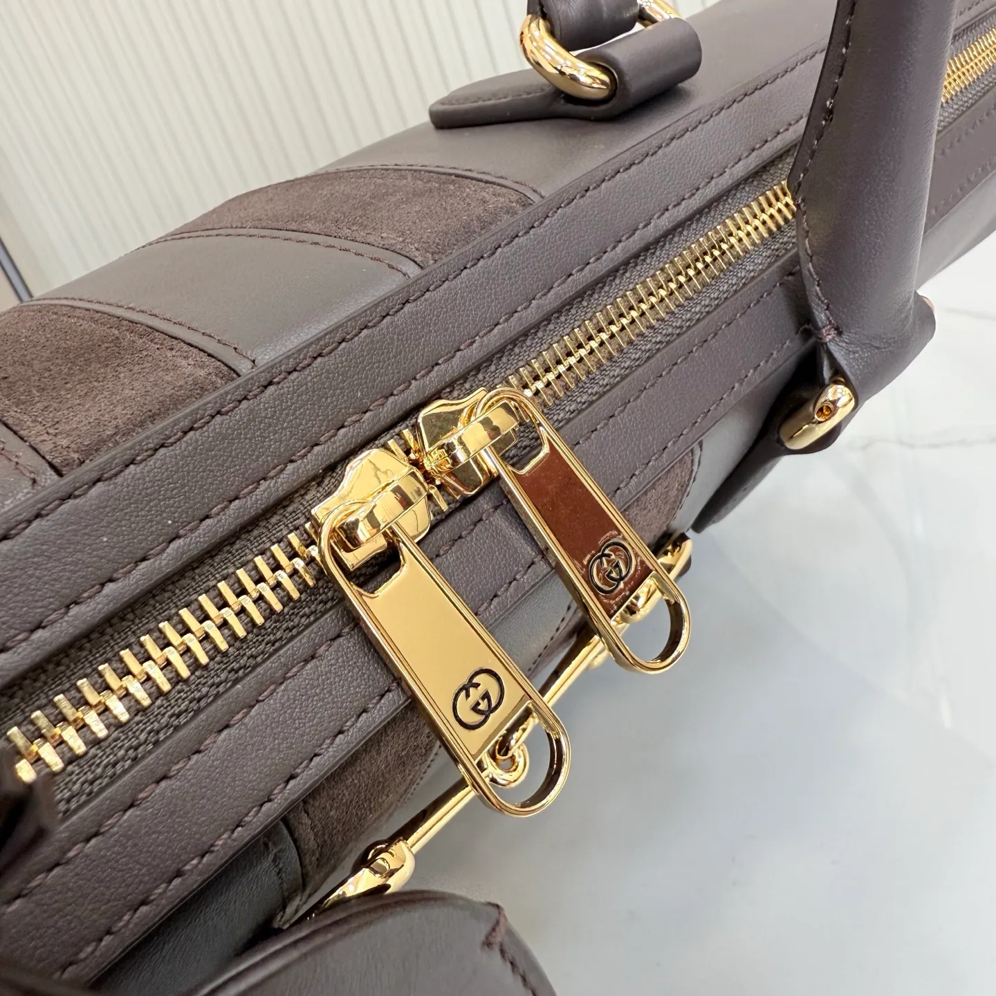 Классические Сумки Женские Gucci 18560378