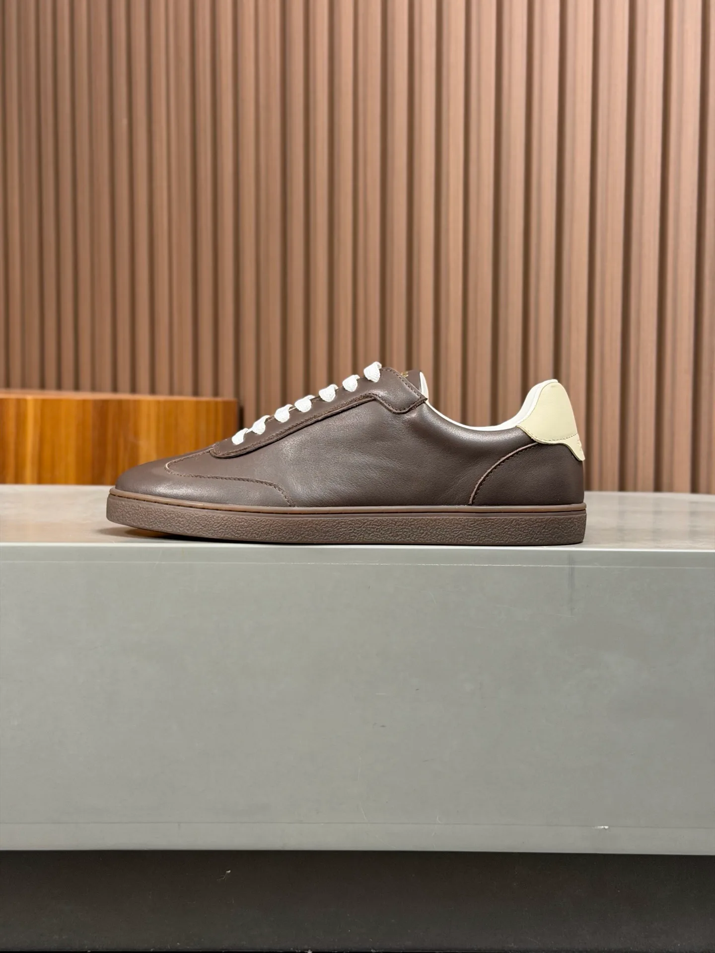 Men's Sneakers BRUNELLO CUCINELLI 18337485