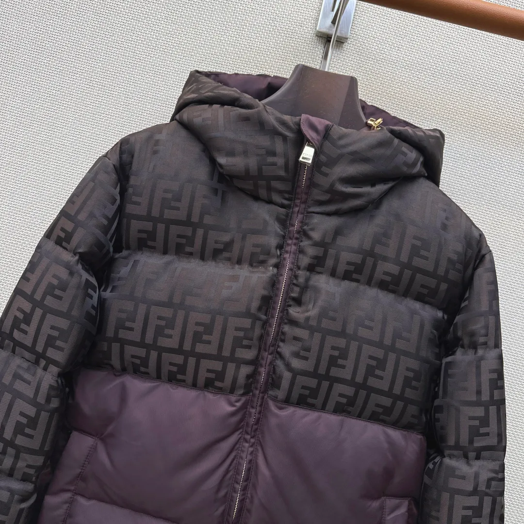 Women's Jackets And Down Jackets FENDI 18279065