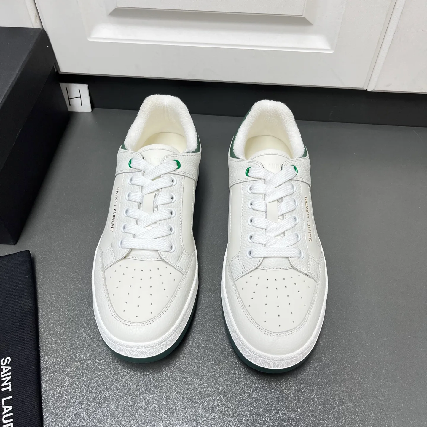 Women's Sneakers SAINT LAURENT 17636686