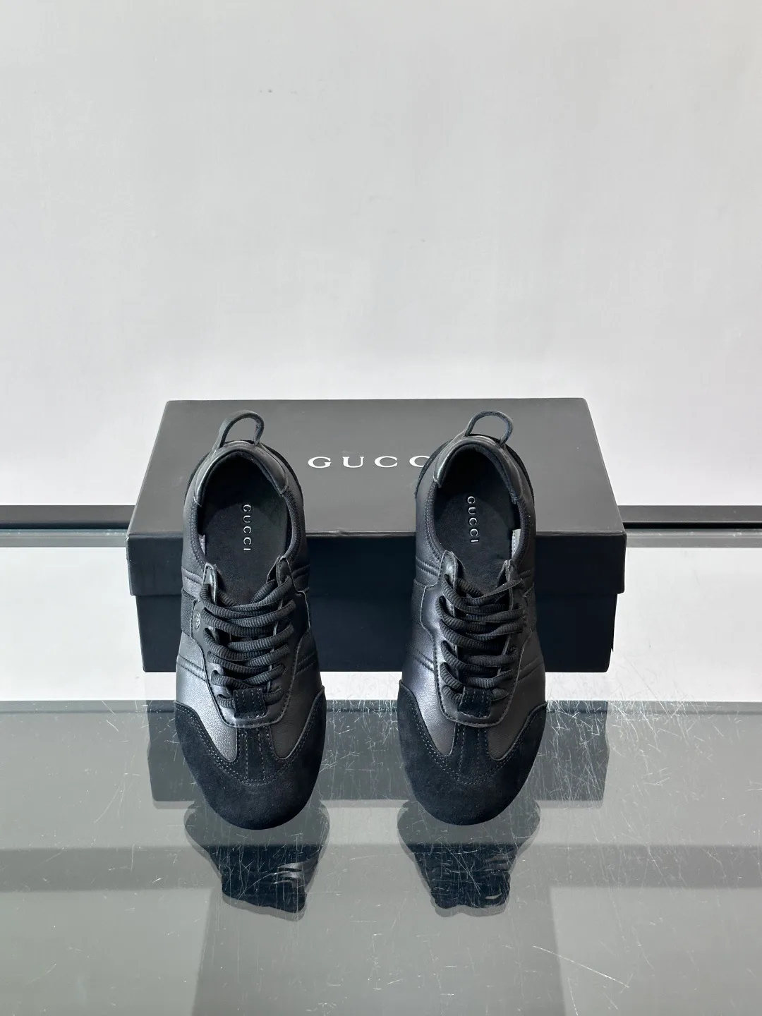 Women's Sneakers GUCCI 17689238