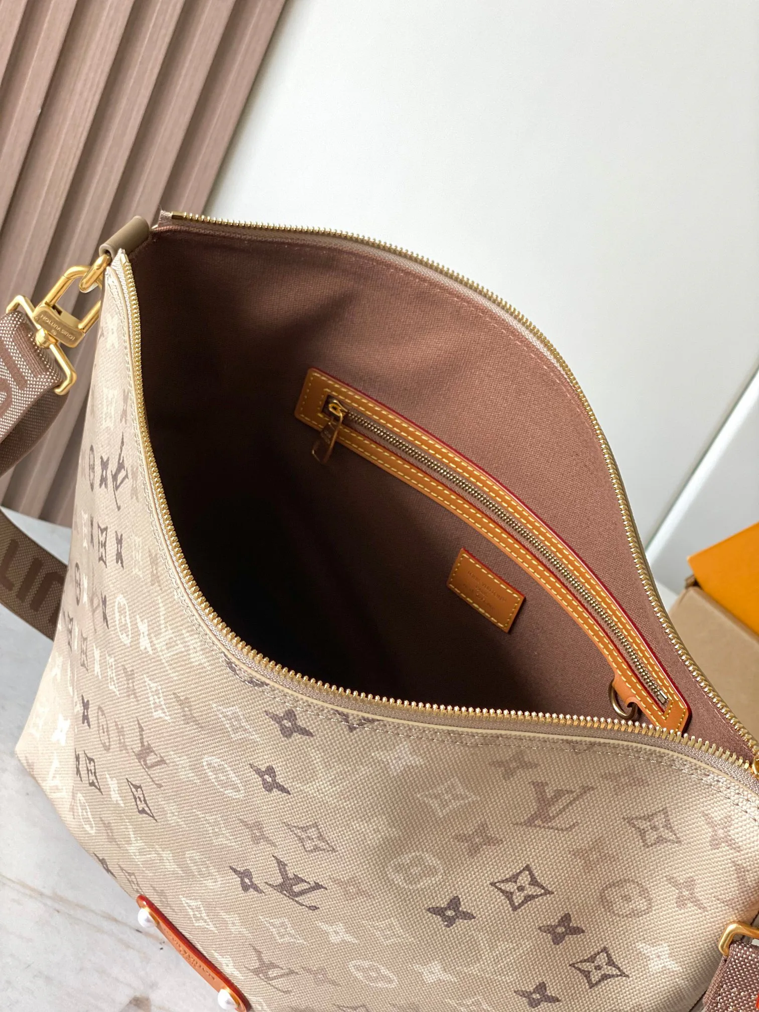 Women's Classic Handbags LOUIS VUITTON 17979955
