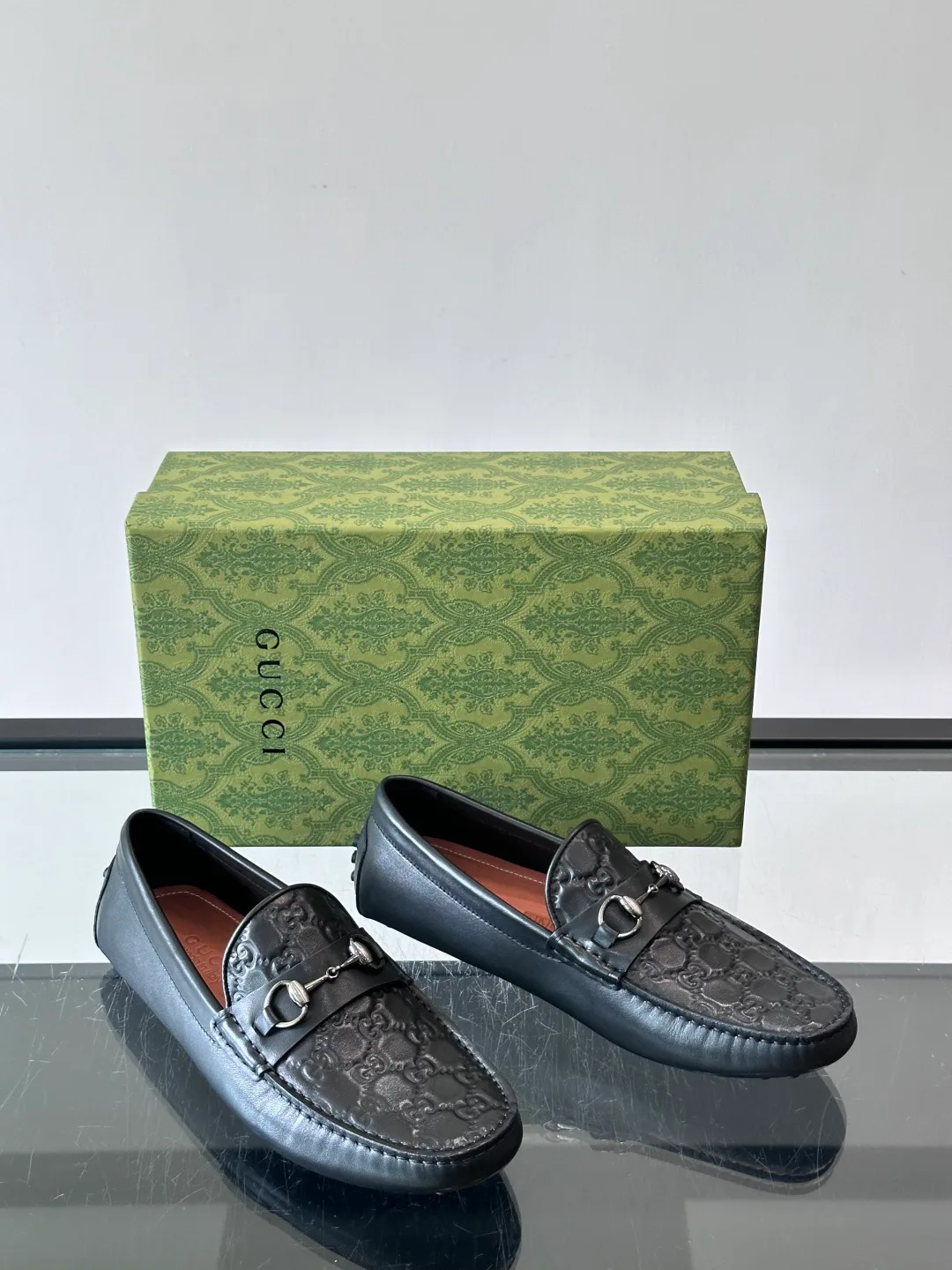 Men's Loafers And Dress Shoes GUCCI 17588553
