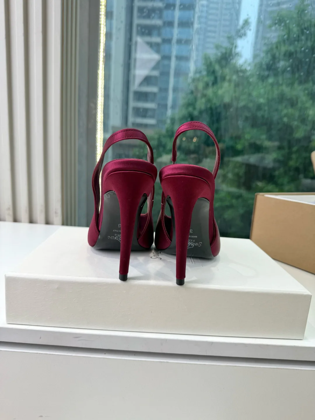 Women's Heels SAINT LAURENT 18104161