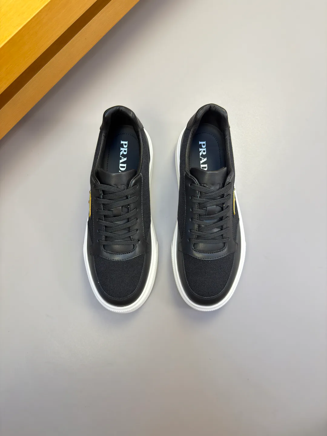 Men's Sneakers PRADA 17955060