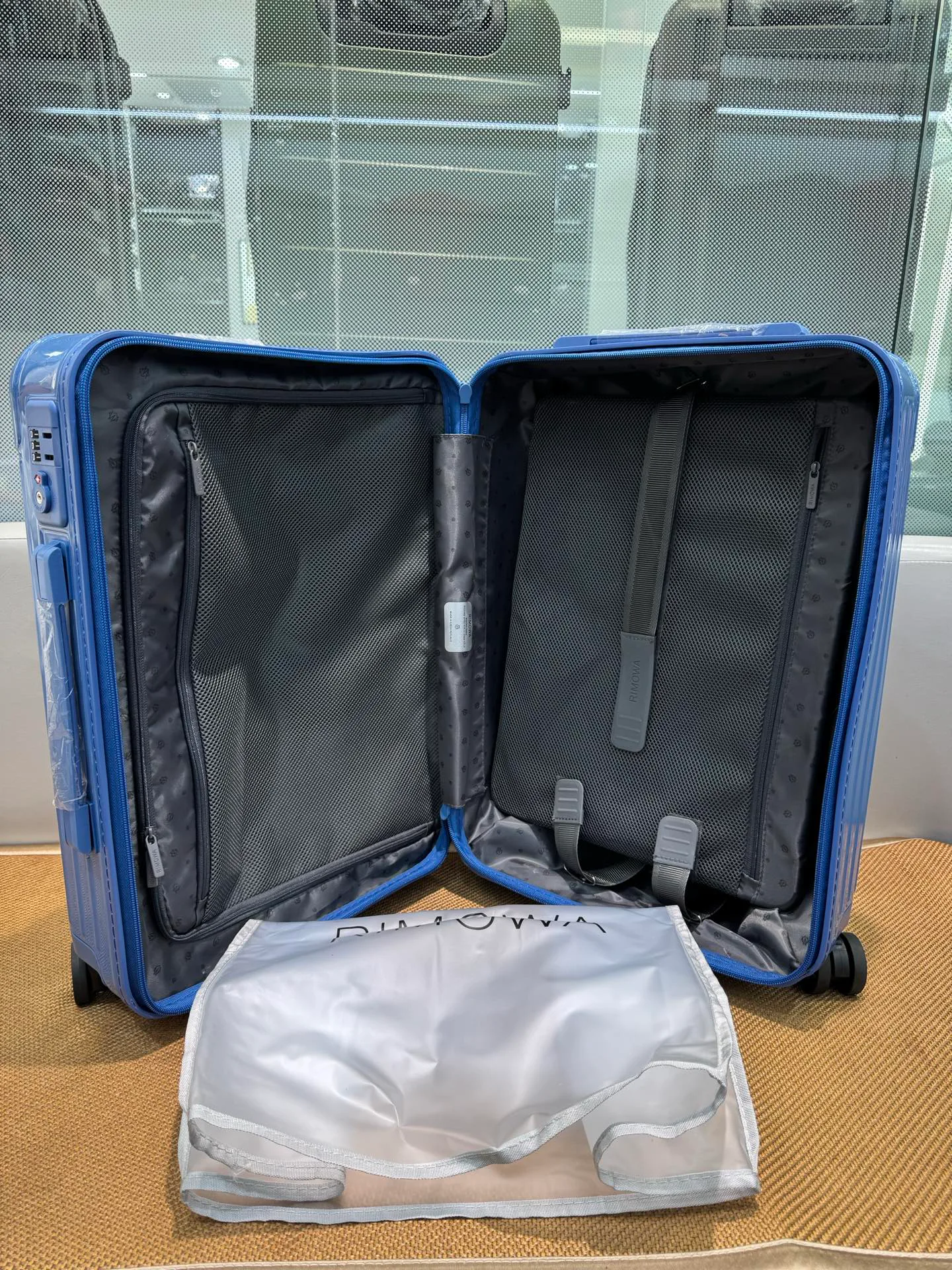 Suitcases RIMOWA 17967700