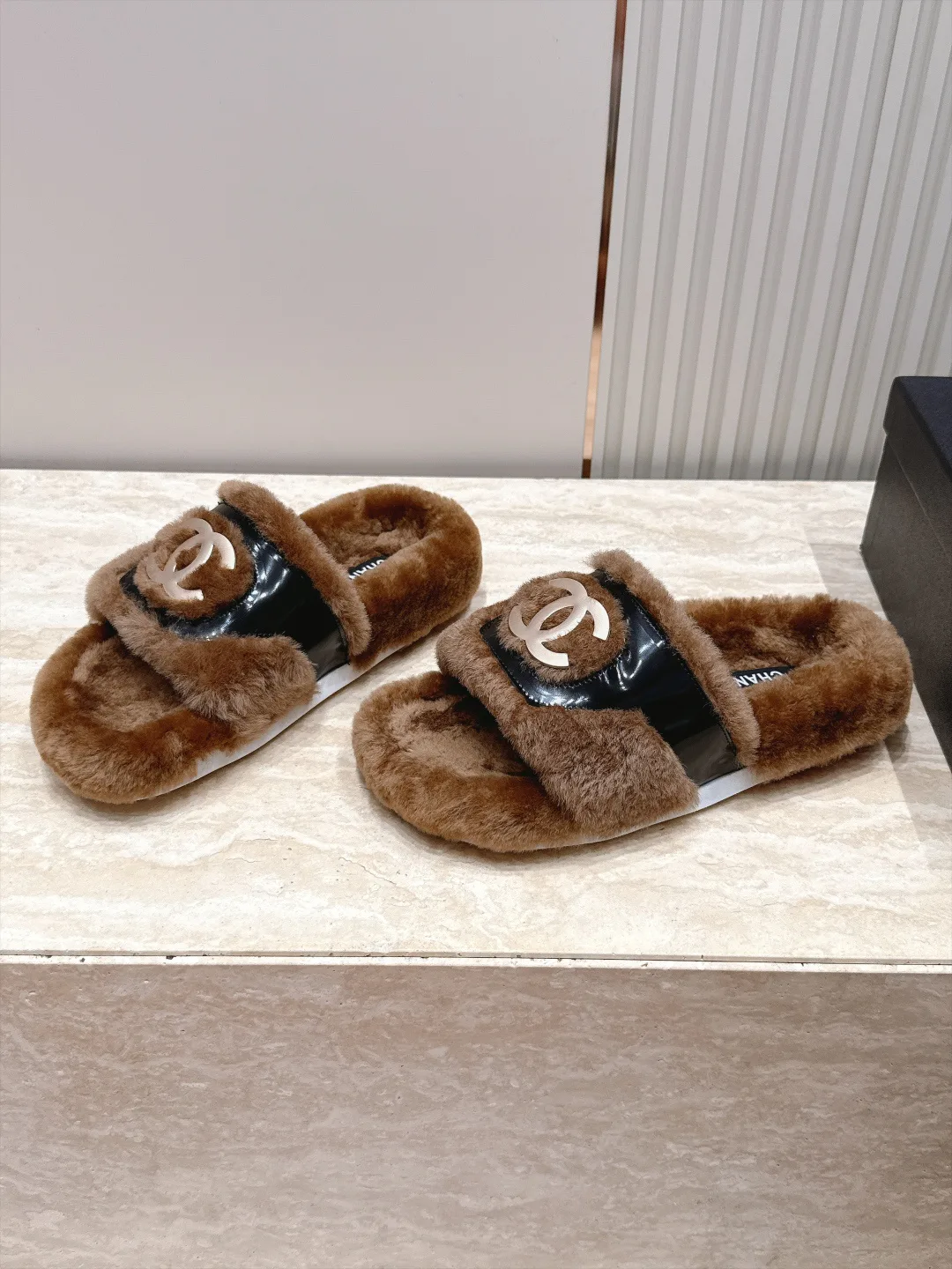 Women's Slippers CHANEL 18266282