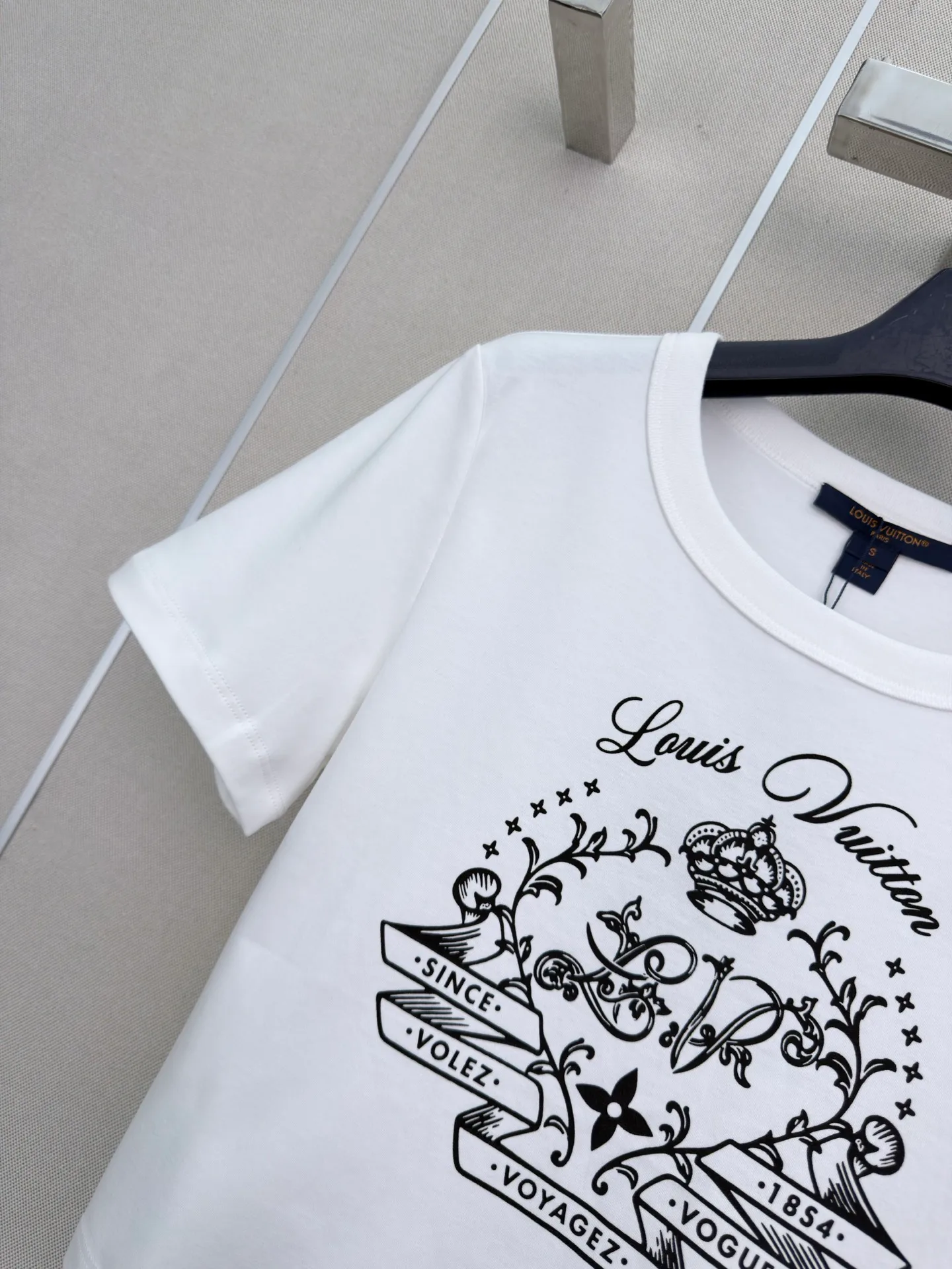 Women's T-Shirts LOUIS VUITTON 18402384