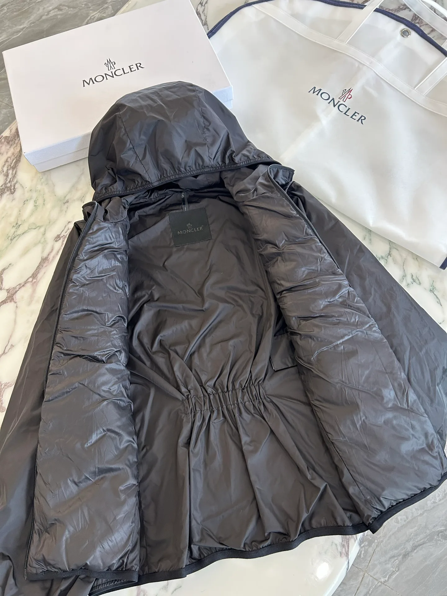 Men's Jackets And Down Jackets MONCLER 18231208