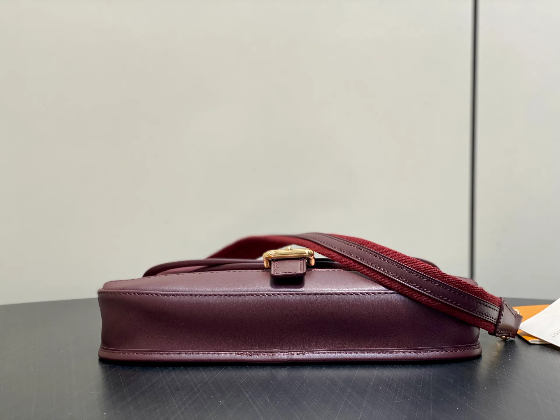 Women's Classic Handbags LOUIS VUITTON 17838907
