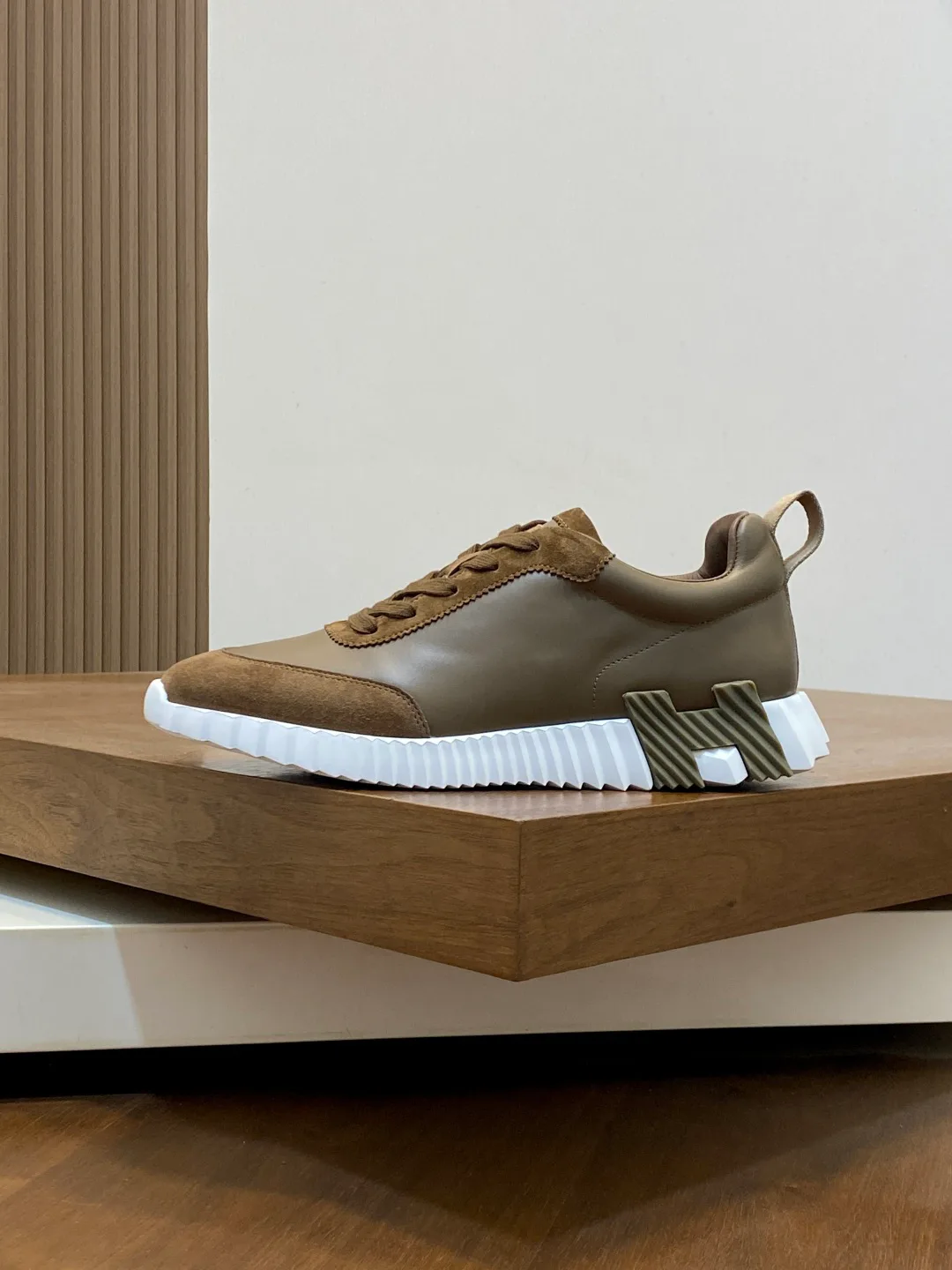 Men's Sneakers HERMES 18039728