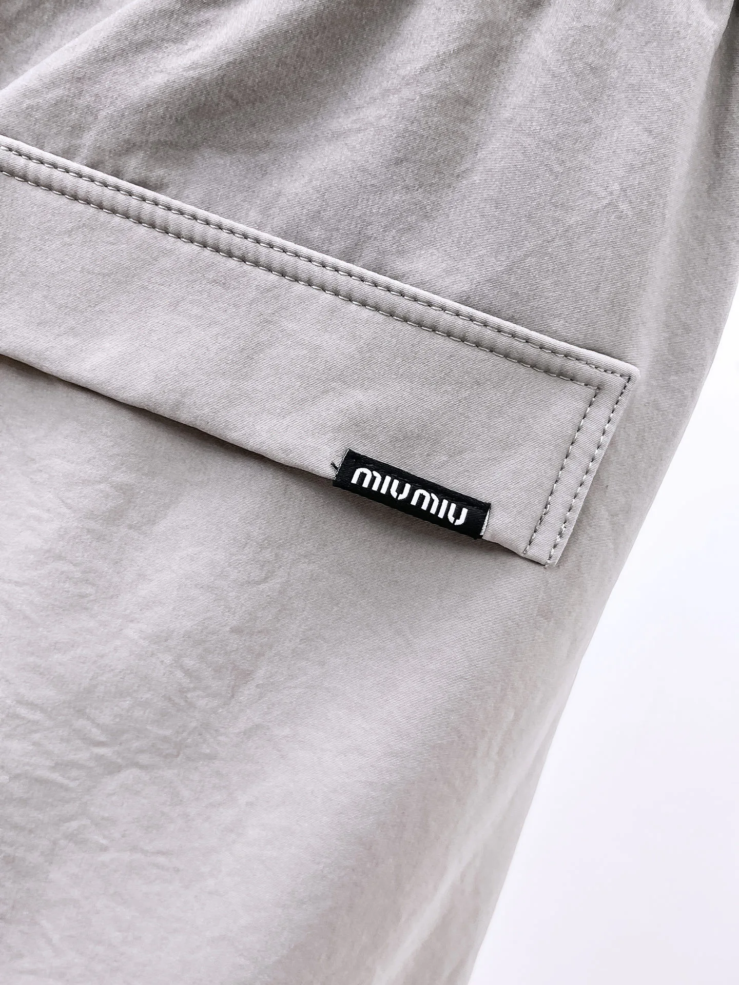 Men's Trousers MIU MIU 18399403