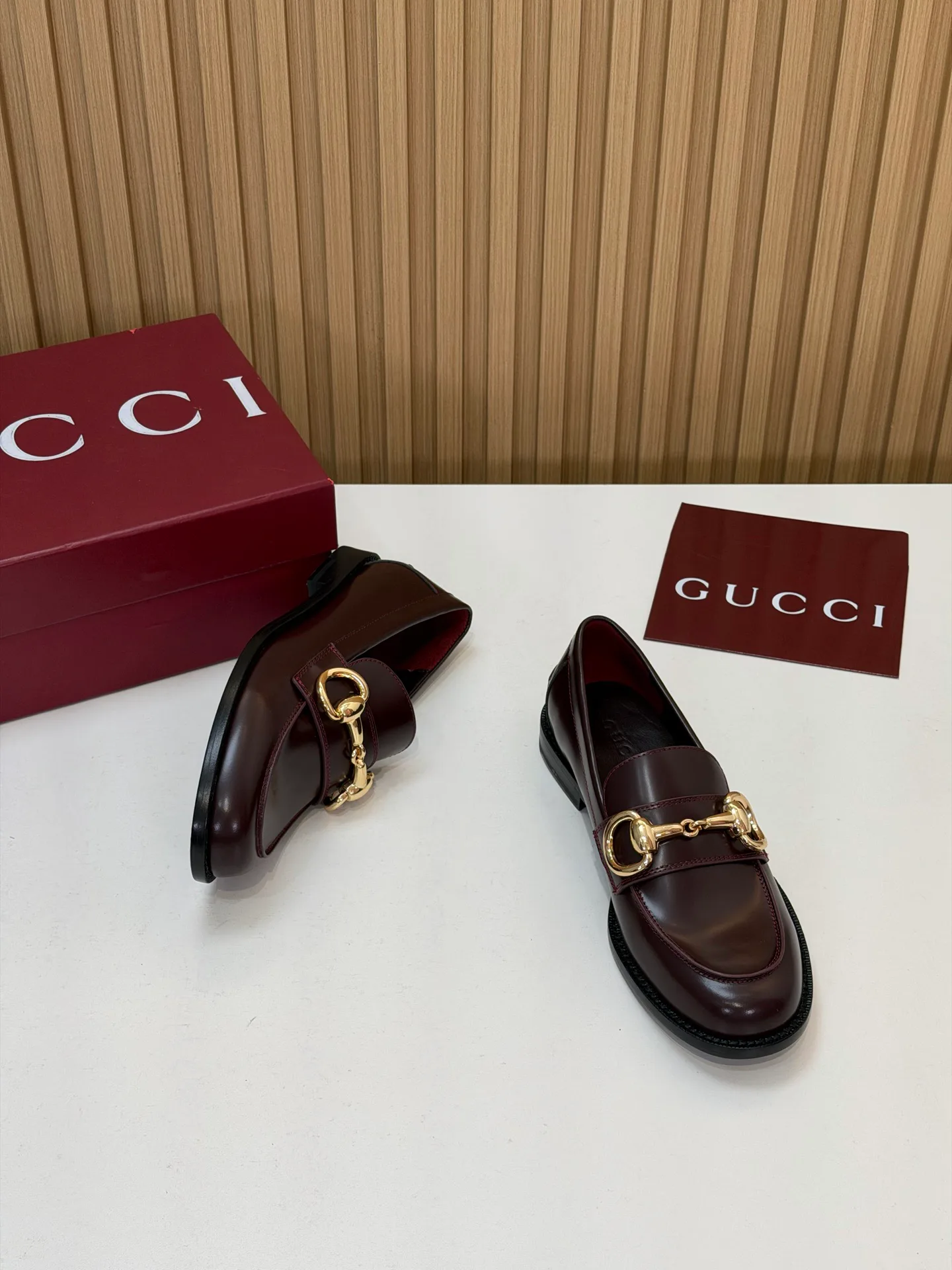 Women's Loafers And Moccasins GUCCI 18152943