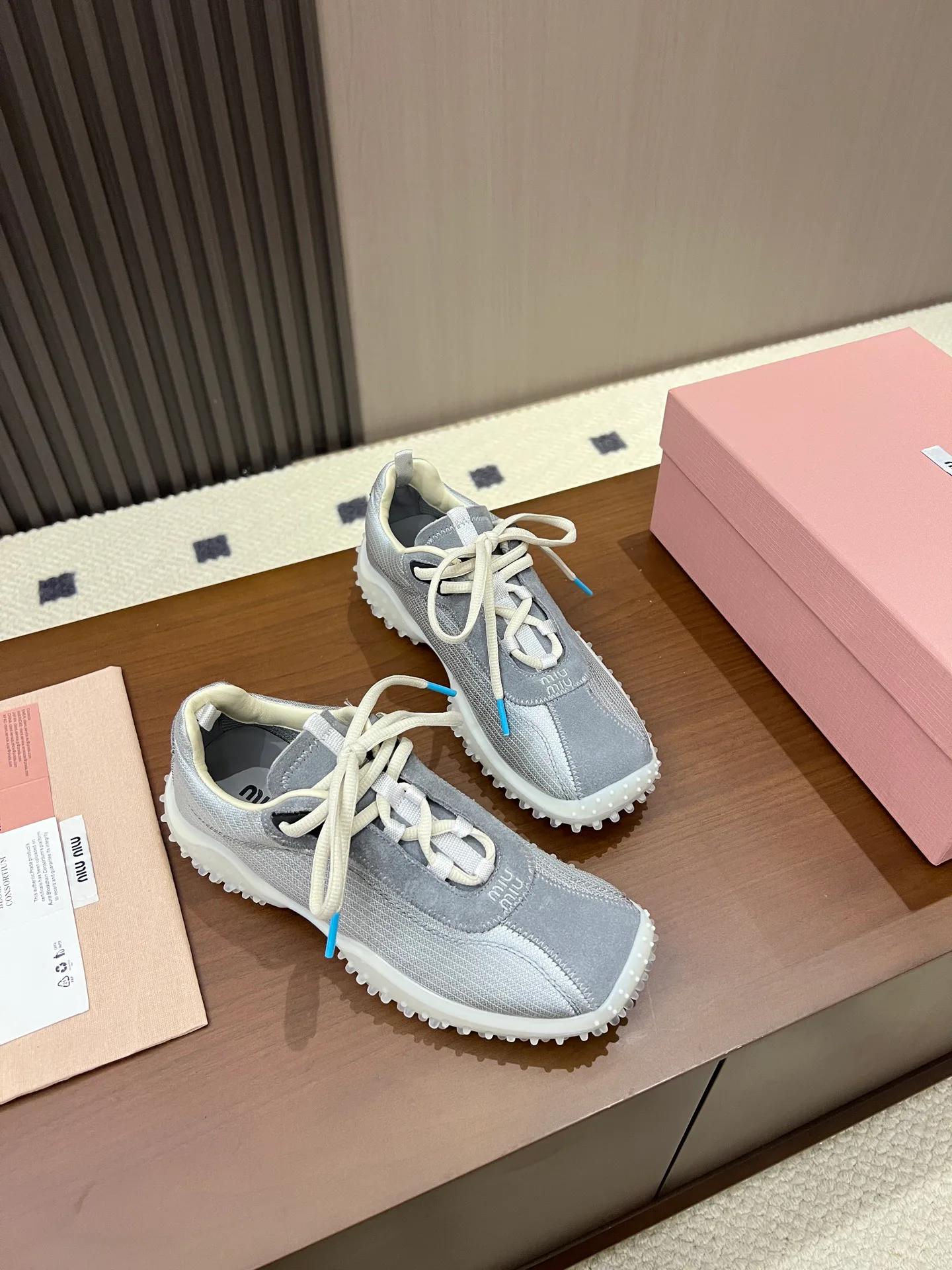 Women's Sneakers MIU MIU 17968604