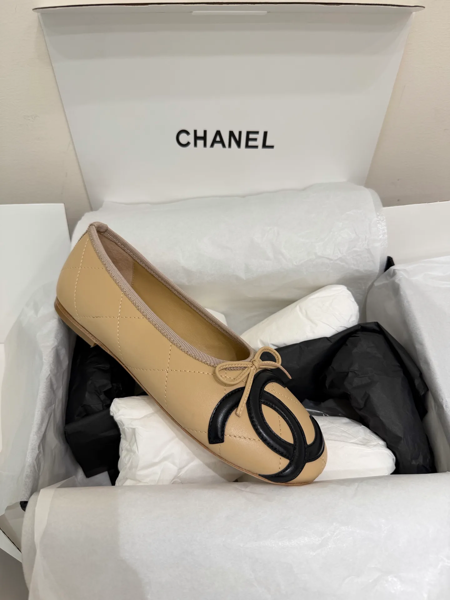 Women's Ballet Flats CHANEL 18363590