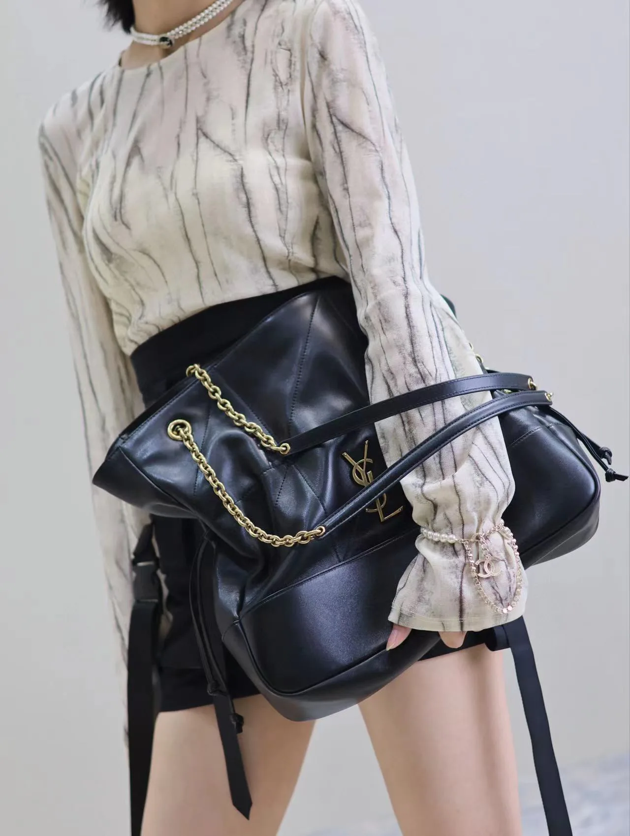 Women's Classic Handbags SAINT LAURENT 18005133