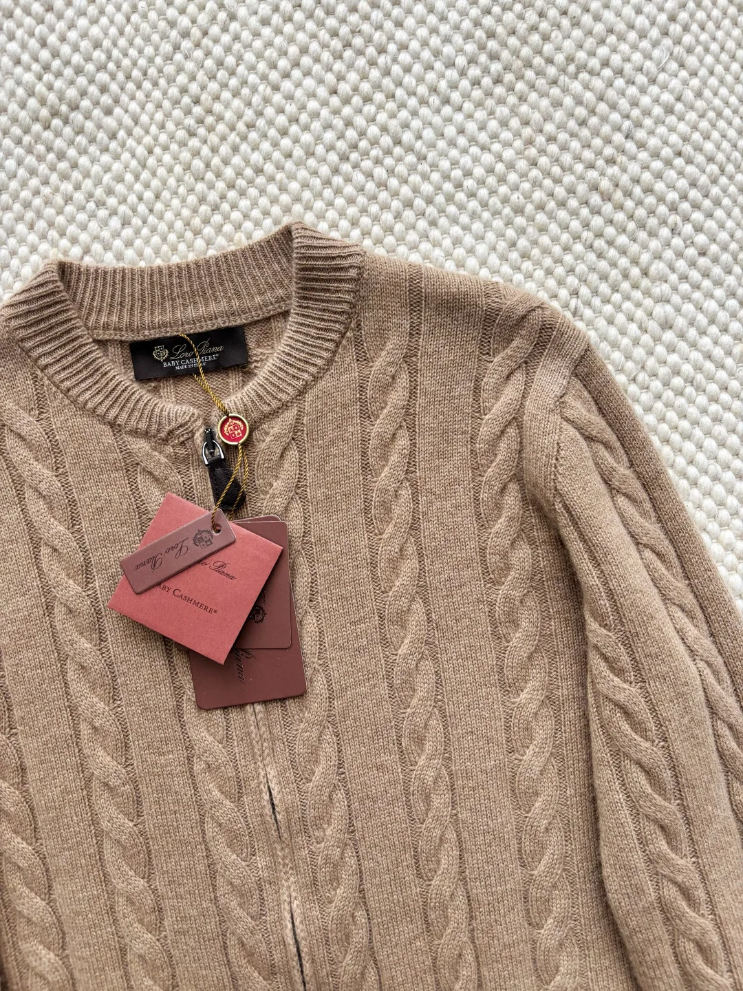 Women's Jumpers And Sweaters LORO PIANA 18050079
