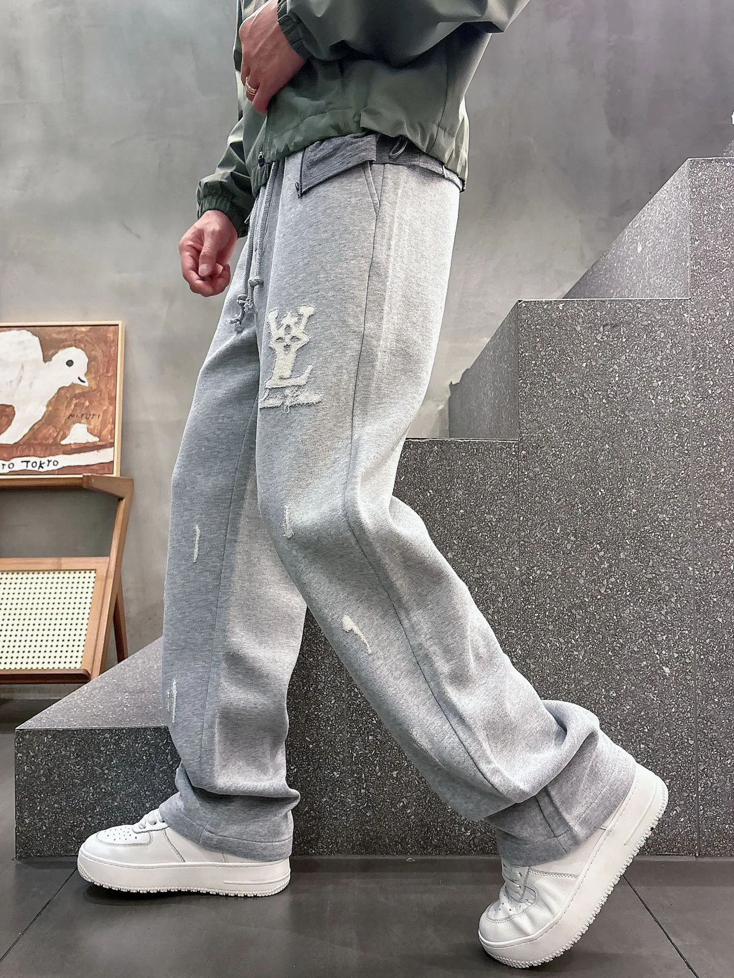 Men's Trousers LOUIS VUITTON 18399247