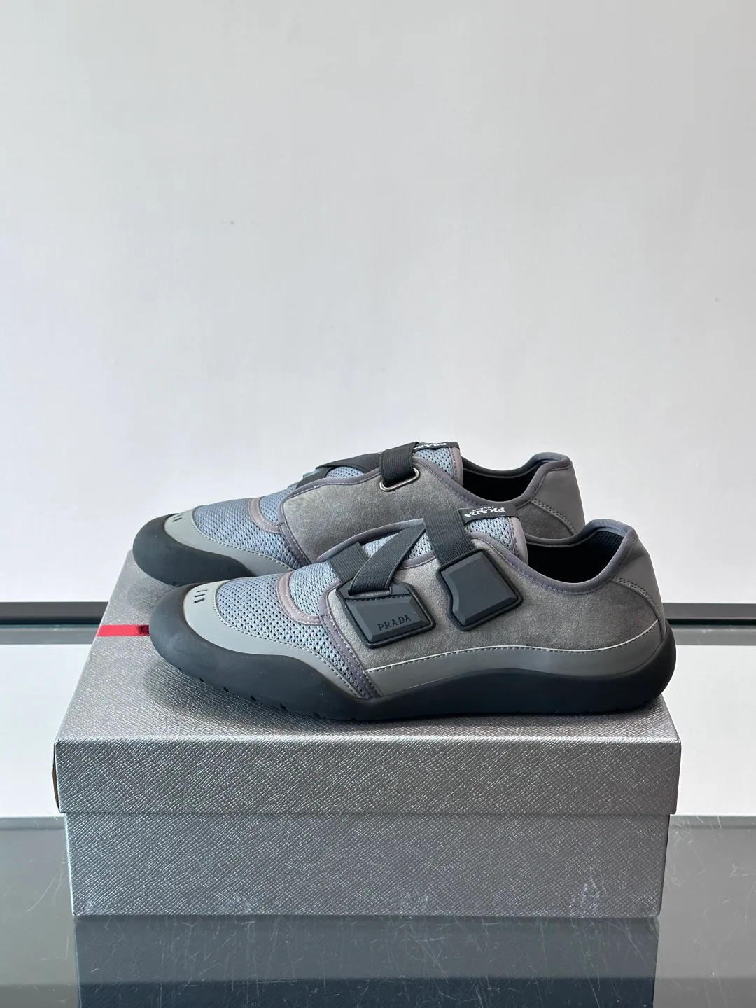 Men's Sneakers PRADA 17349578