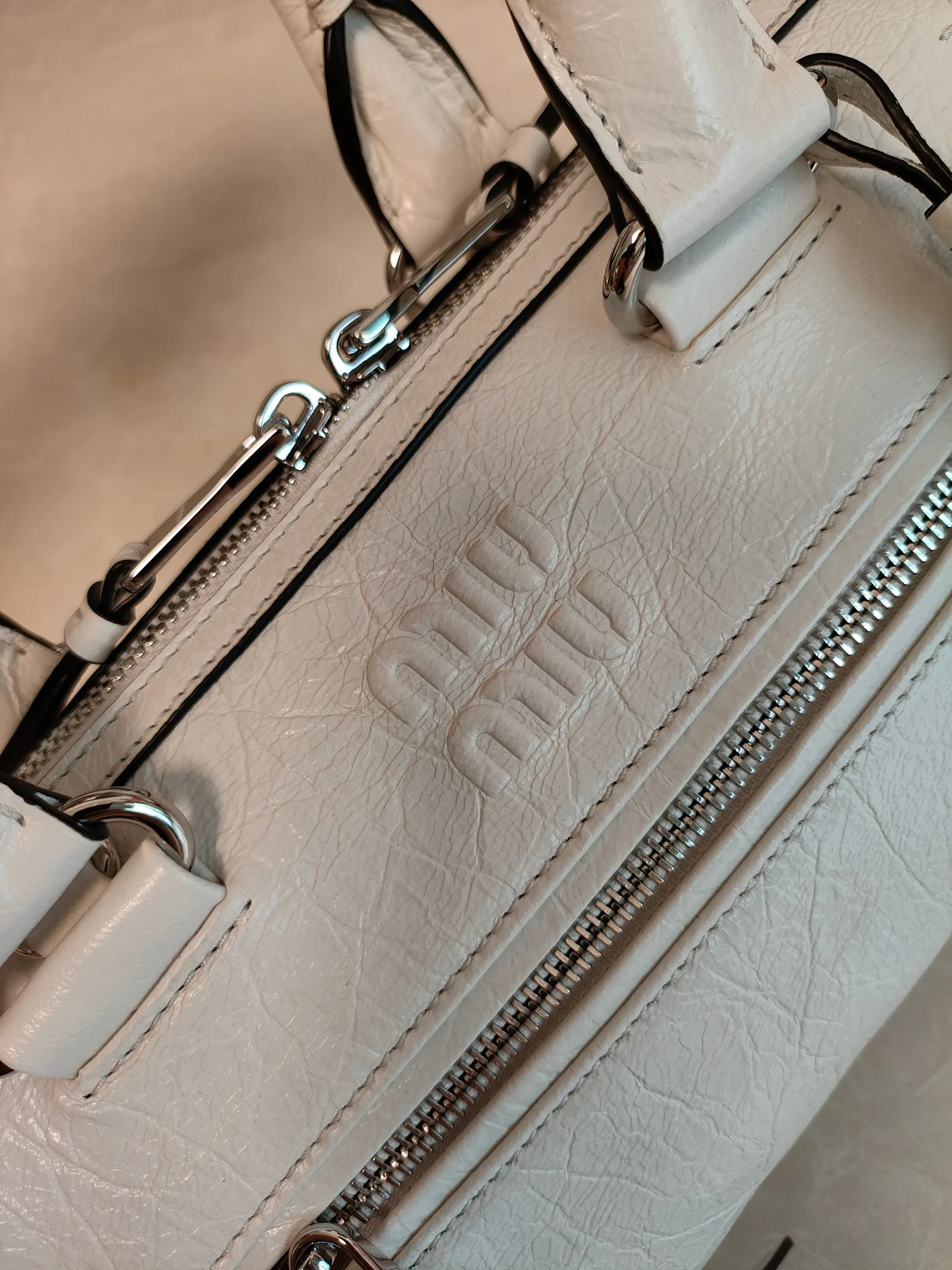 Women's Classic Handbags MIU MIU 17737675