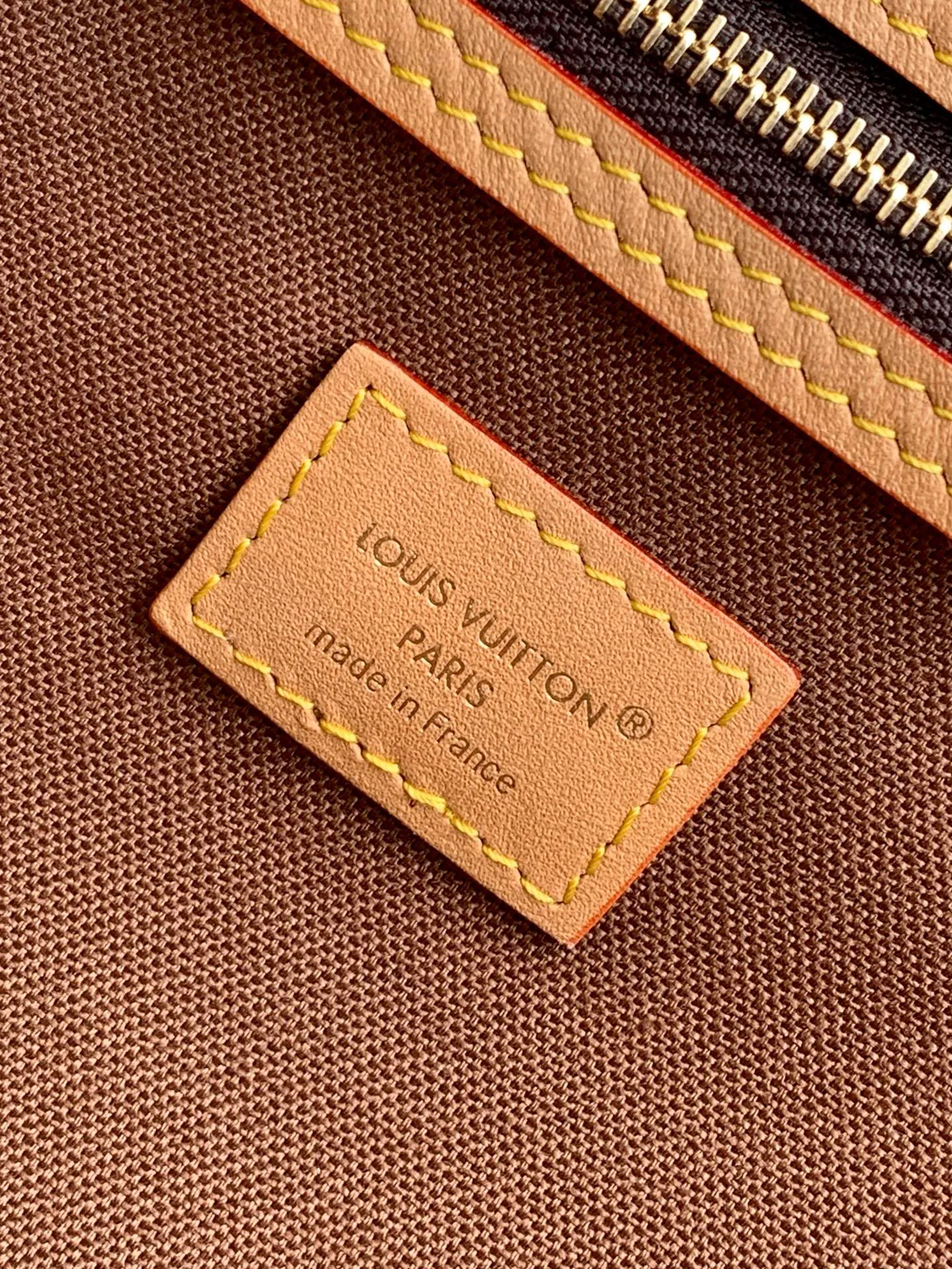 Women's Classic Handbags LOUIS VUITTON 17904124