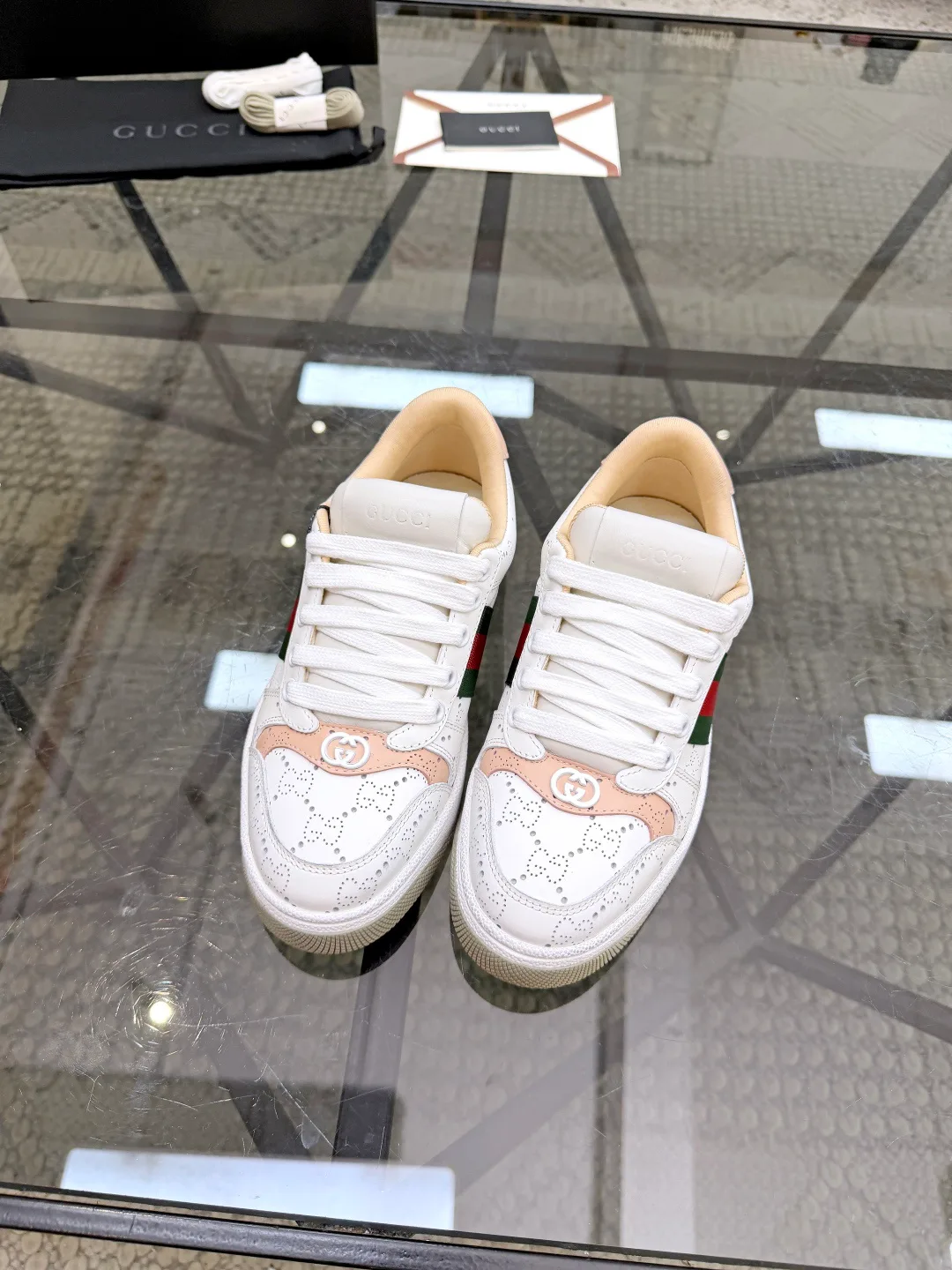 Women's Sneakers GUCCI 18449112