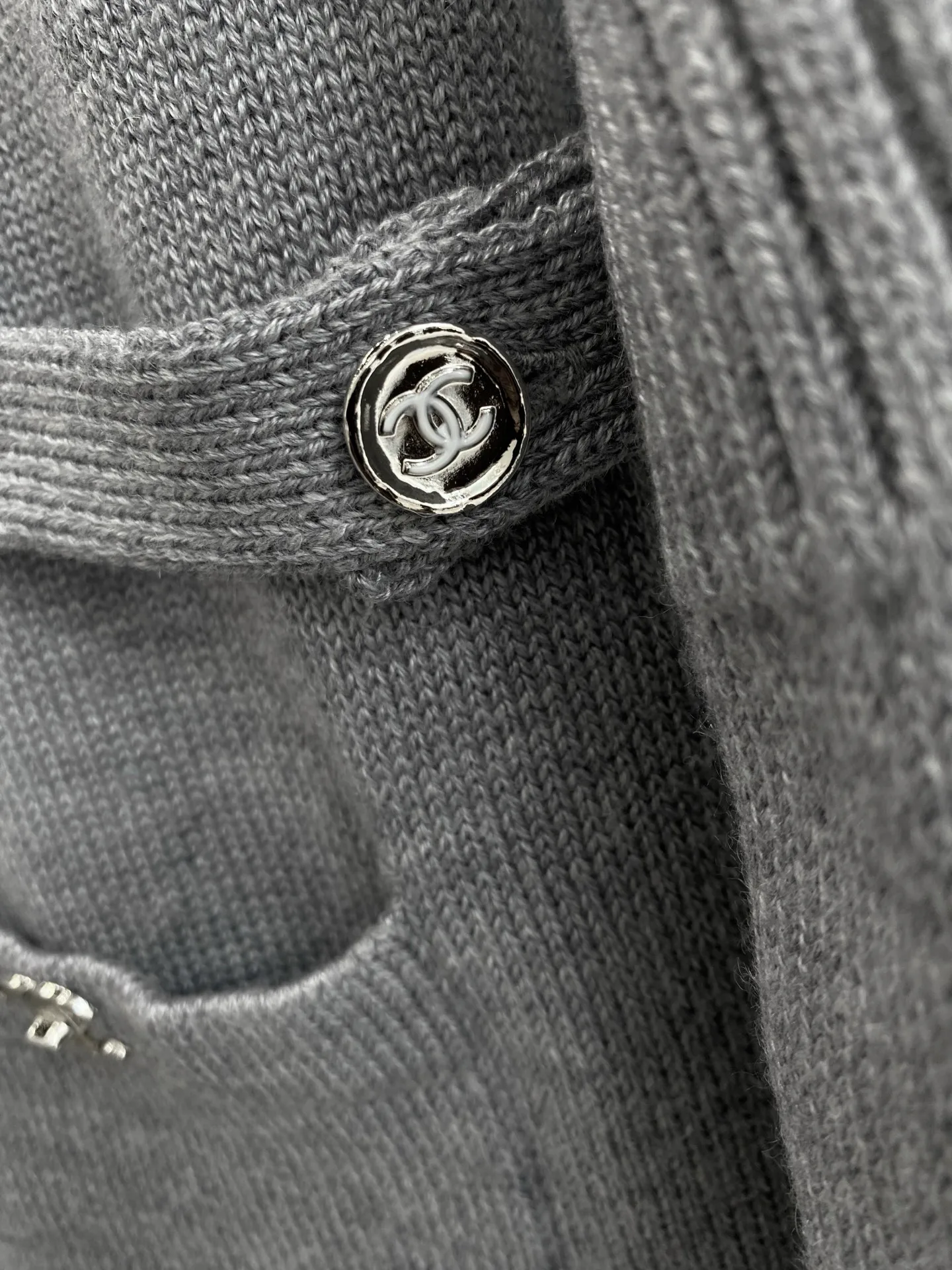 Women's Jumpers And Sweaters CHANEL 16962295
