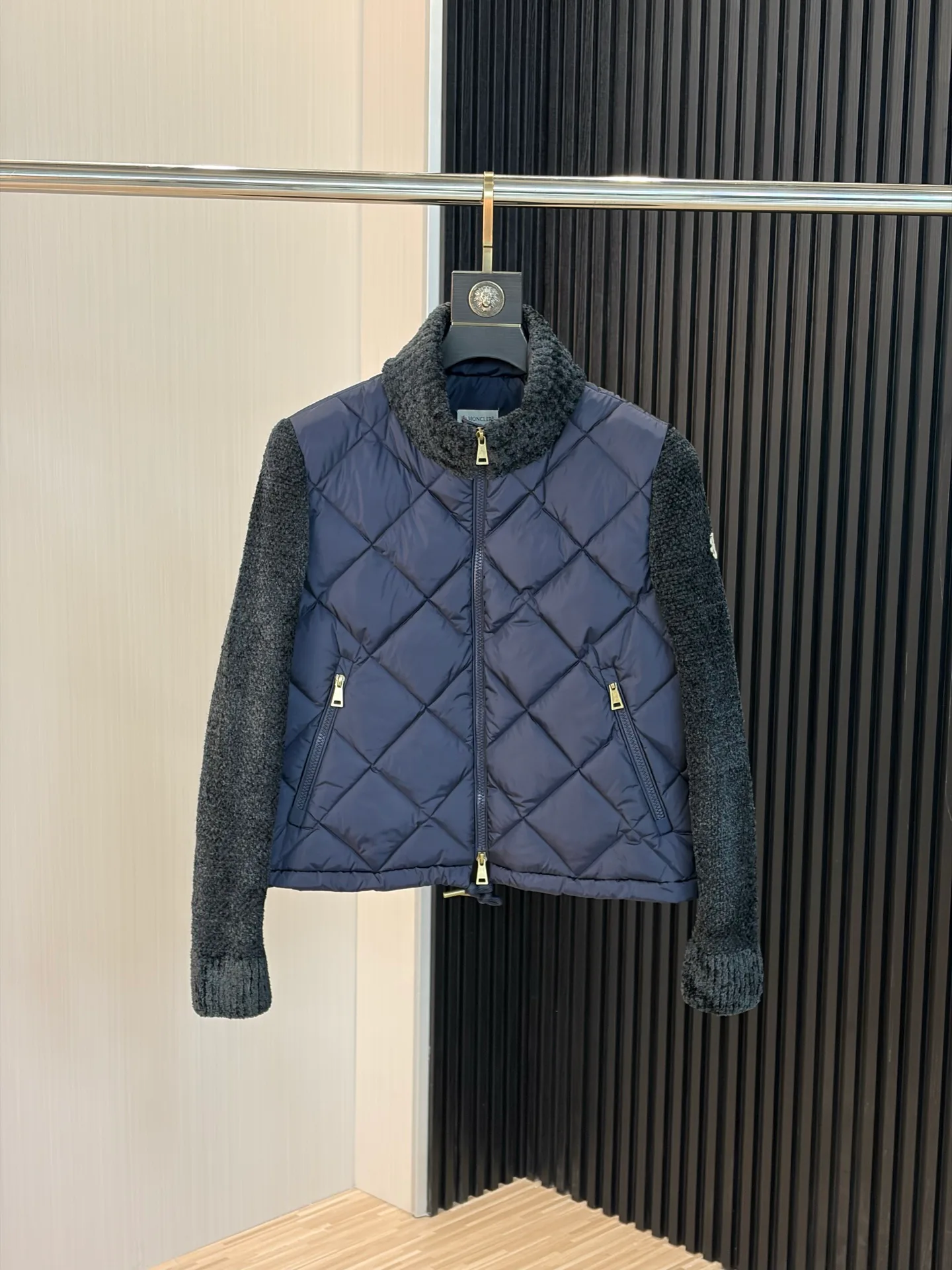 Men's Jackets And Down Jackets MONCLER 18029617