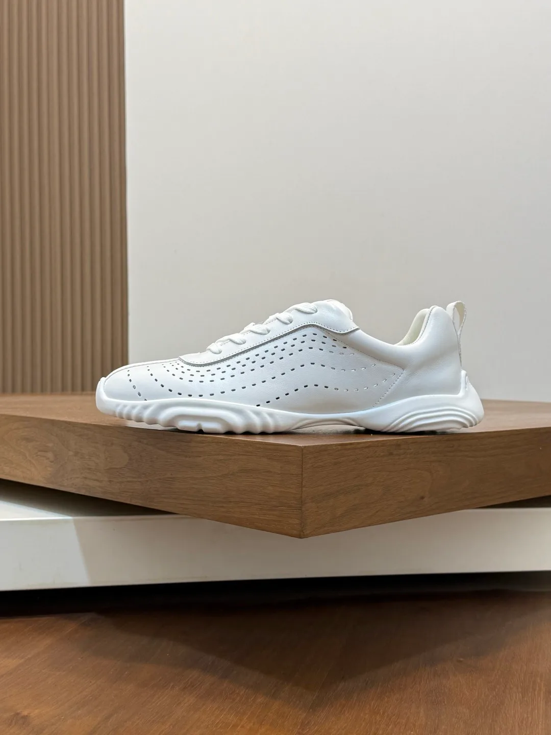 Men's Sneakers HERMES 18118873