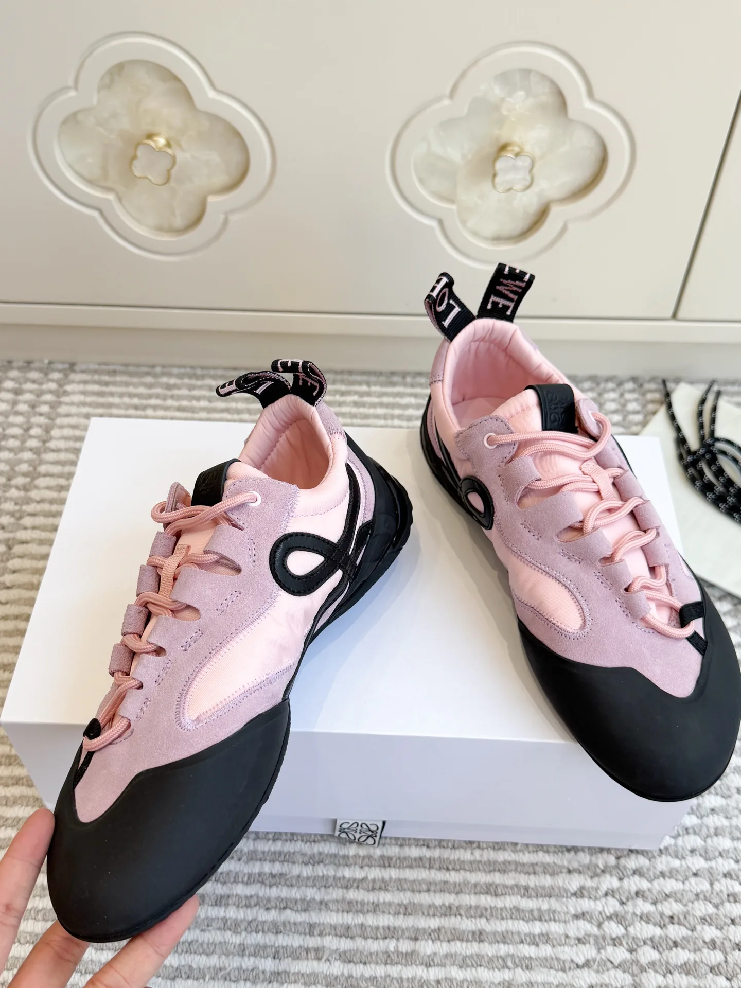 Women's Sneakers LOEWE 18275867