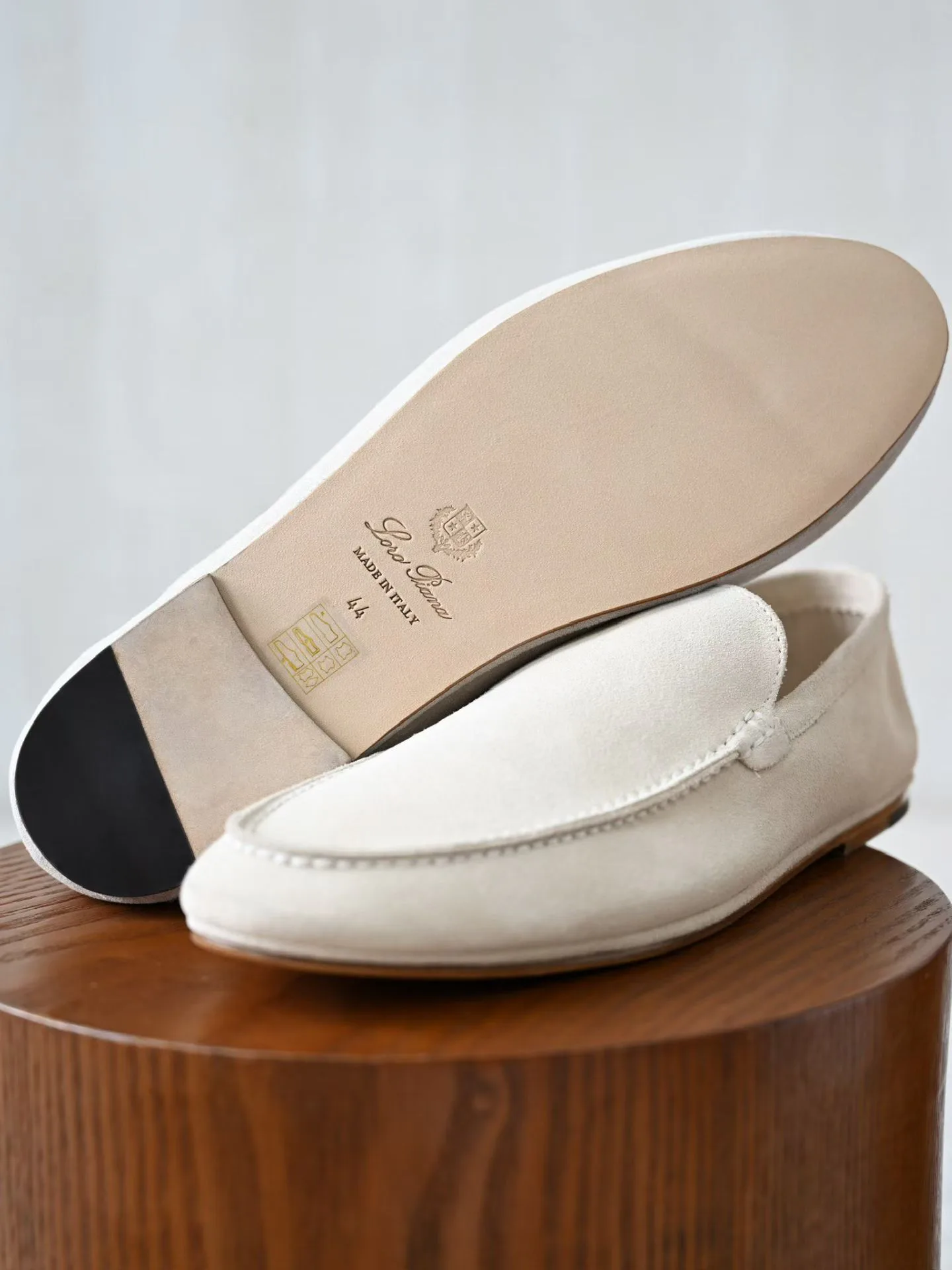 Men's Loafers And Dress Shoes LORO PIANA 18382549