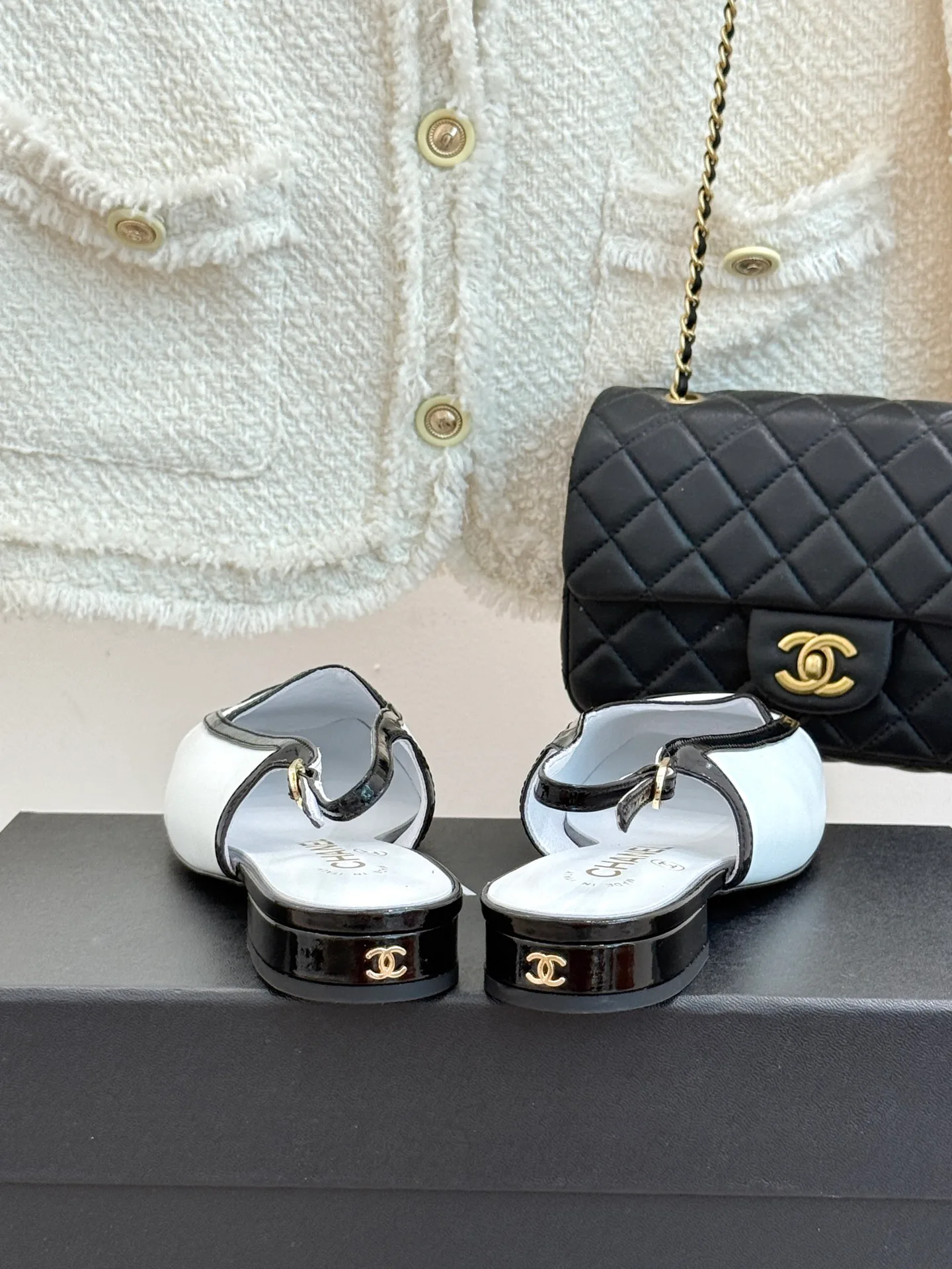 Women's Open-Toe Sandals CHANEL 17616176