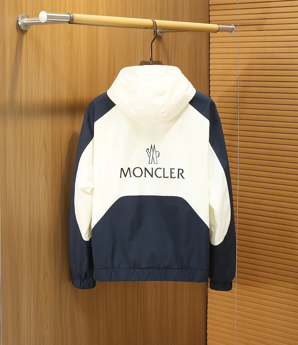 Men's Jackets And Down Jackets MONCLER 17524018