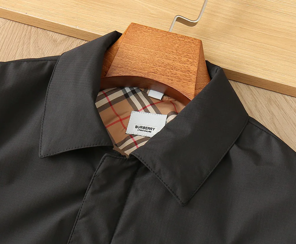Men's Jackets And Down Jackets BURBERRY 18157236