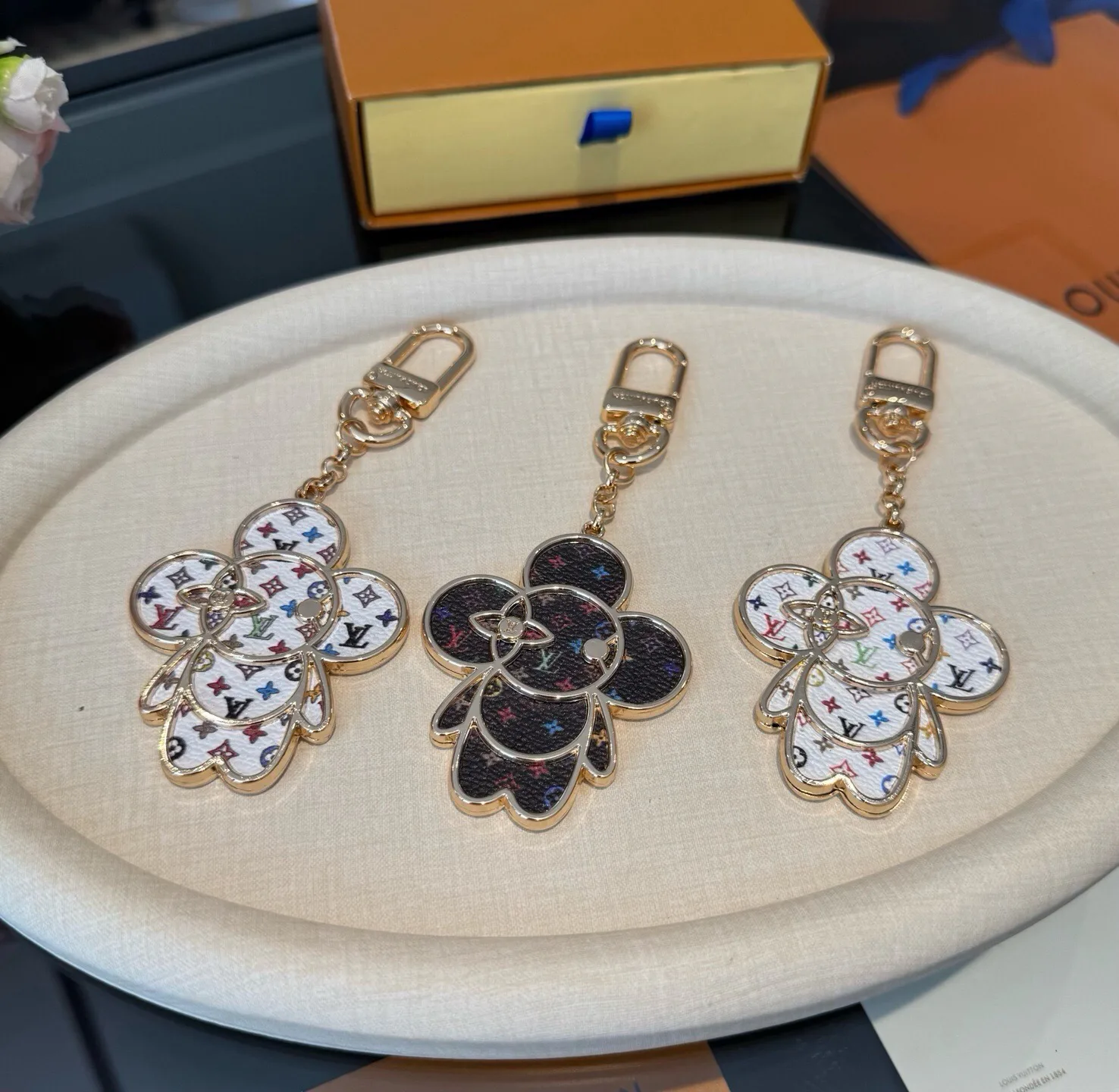 Key Cases LOUIS VUITTON 18013325